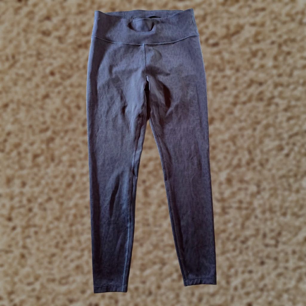 Vintage Peloton Pants Womens M Blue Gray Leopard Legging Stretch Athleisure Pants Skinny Inseam 25 in Womens Footwear Size 32" / US 10 / IT 46 - 1 Thumbnail