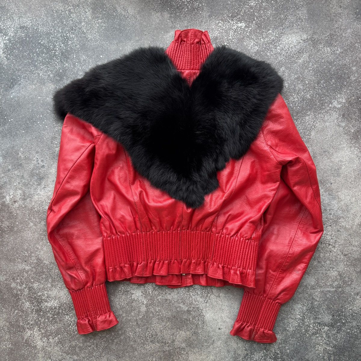 Japanese Brand Vintage Faux Fur Details Red Genuine Leather Cropped Jacket Size S / US 4 / IT 40 - 10 Thumbnail