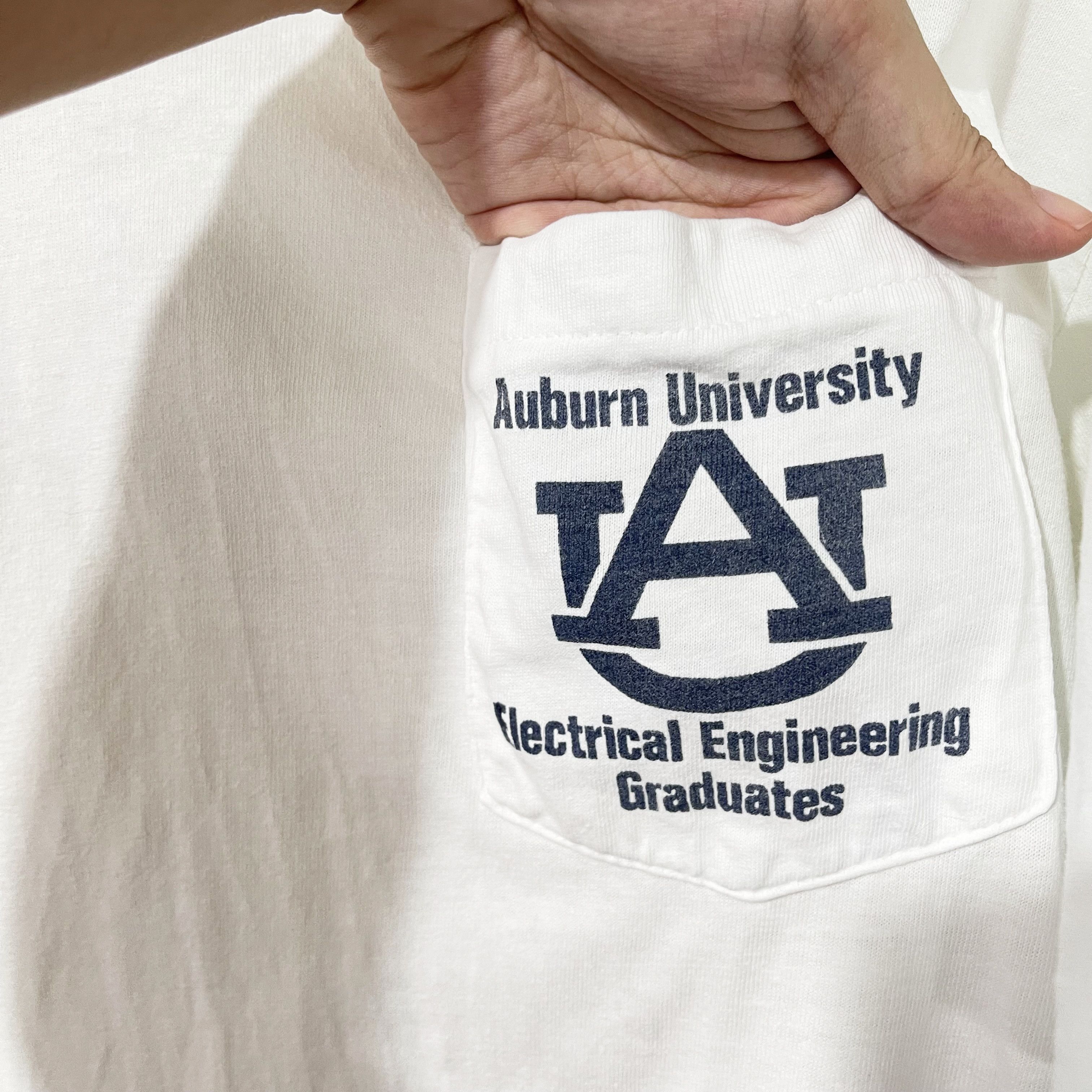 Vintage Vintage 1994 Auburn University Pocket Tee Size US L / EU 52-54 / 3 - 4 Thumbnail