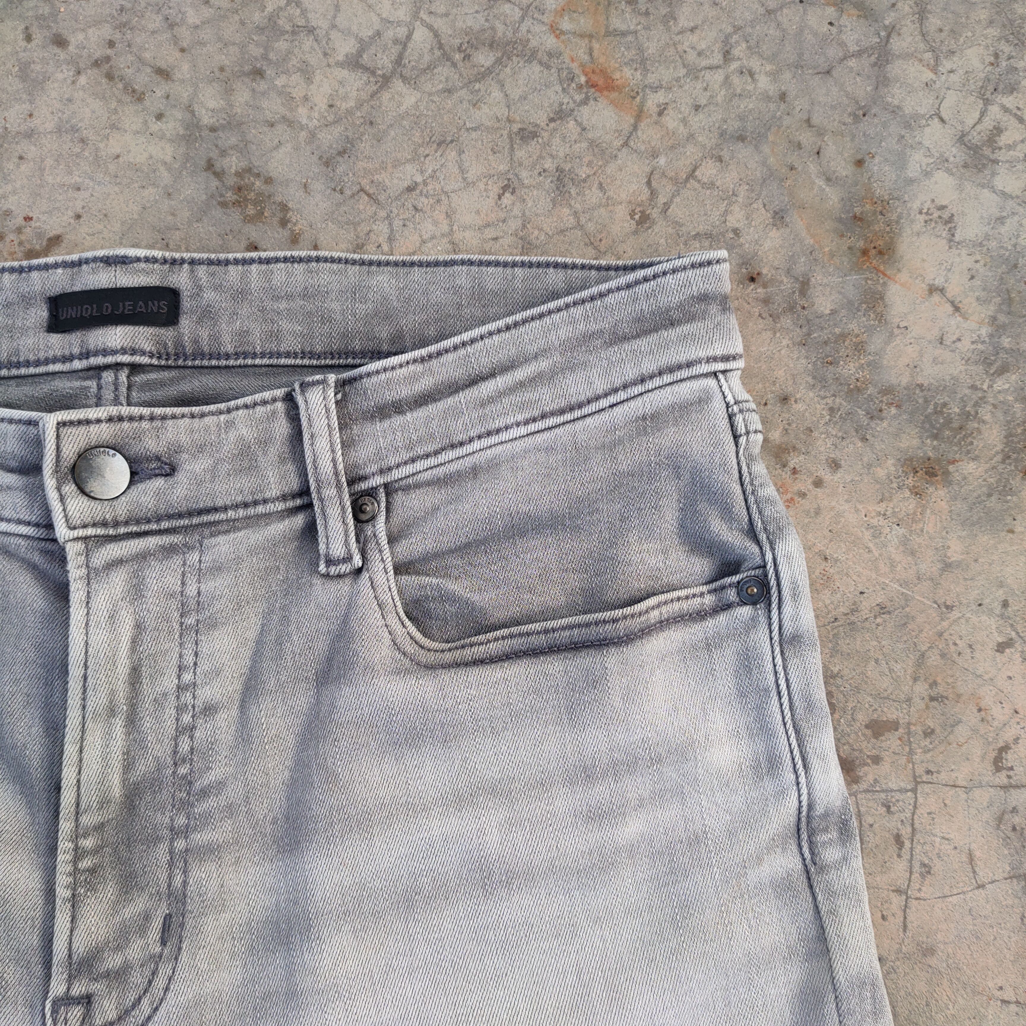 Japanese Brand Vintage skinny japanese faded jean denim pants Size US 33 - 8 Thumbnail