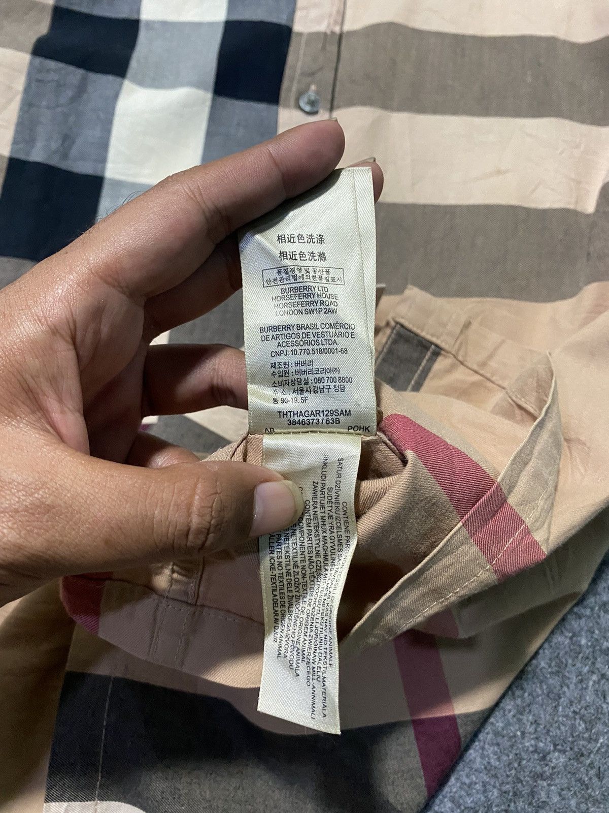 Burberry Burberry Brit Check Long Shirt 🫶 Size US XL / EU 56 / 4 - 13 Thumbnail