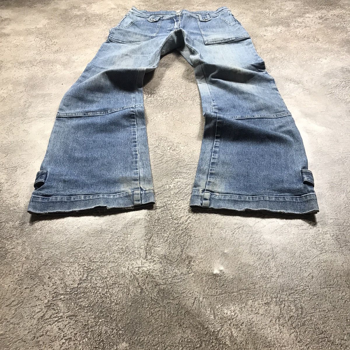 Vintage Vintage 90s Distressed Flared Jeans Low Rise Grunge Boxy 28 Size 28" / US 6 / IT 42 - 1 Thumbnail