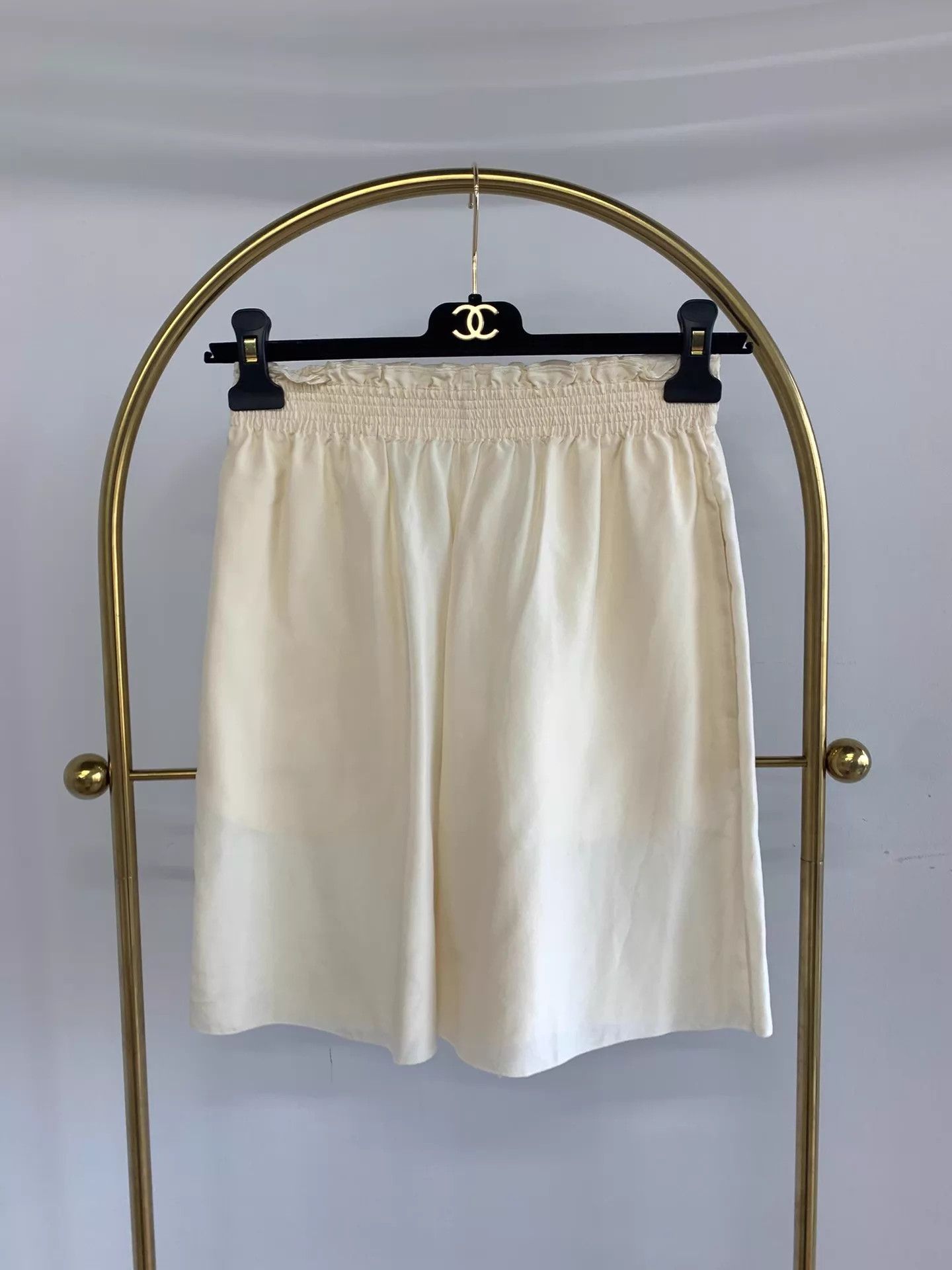 Other Ms MIN Off-White Silk Shorts Size 2 New Size 26" / US 2 / IT 38 - 1 Thumbnail