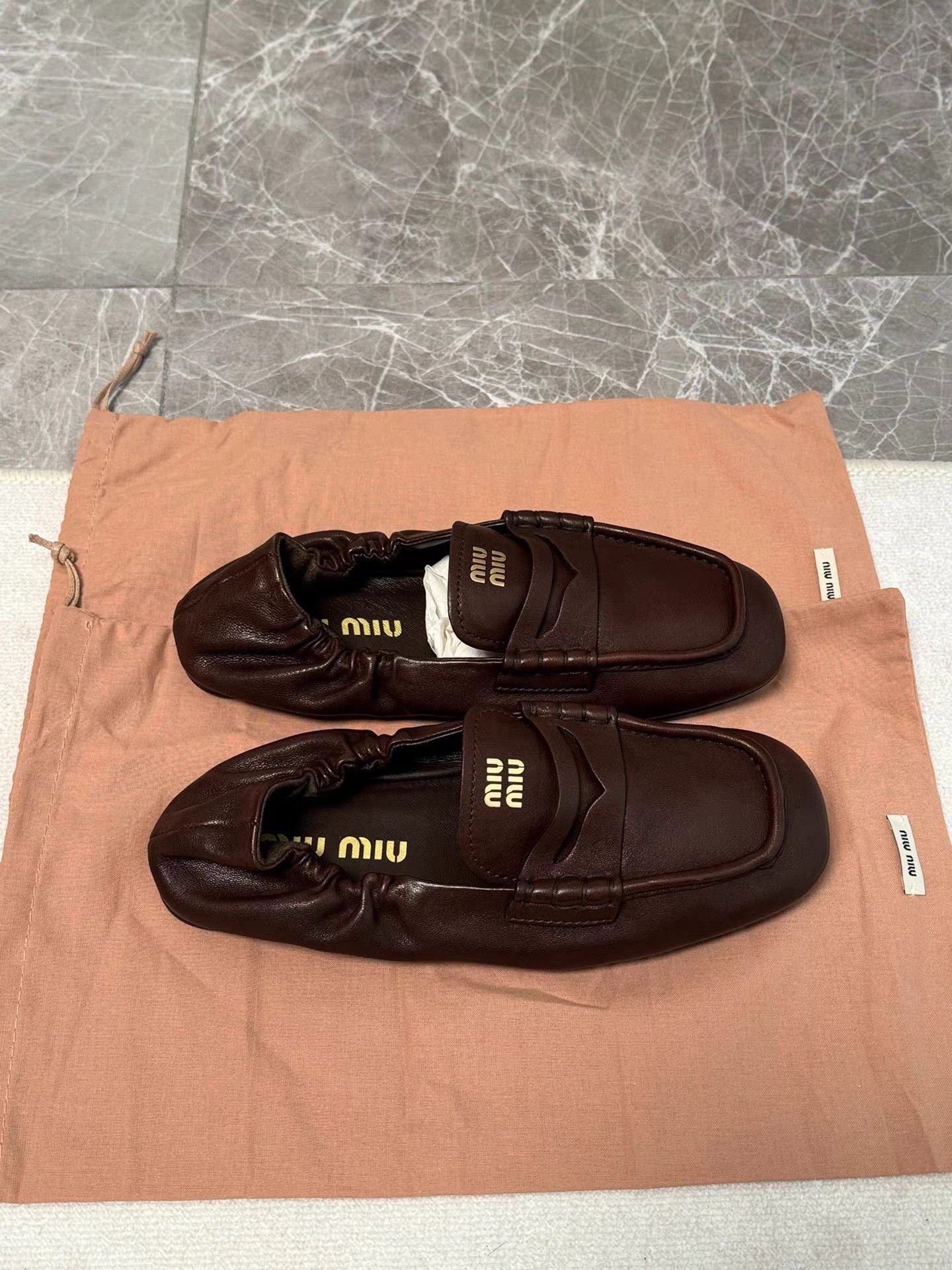 Miu Miu Miu Miu Ruched Thin-Sole Loafers K6 Size US 5 / IT 35 - 2 Thumbnail
