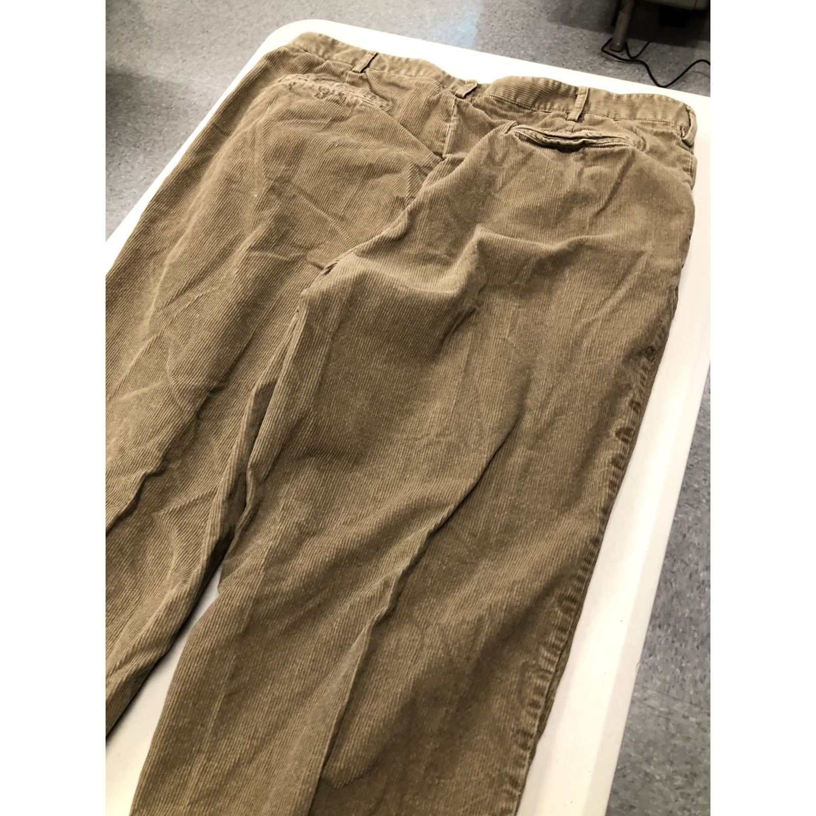 Geoffrey Beene Geoffrey Beene Corduroy Pants Men's Size 38x30 Brown Casual Pants Size US 38 / EU 54 - 7 Thumbnail