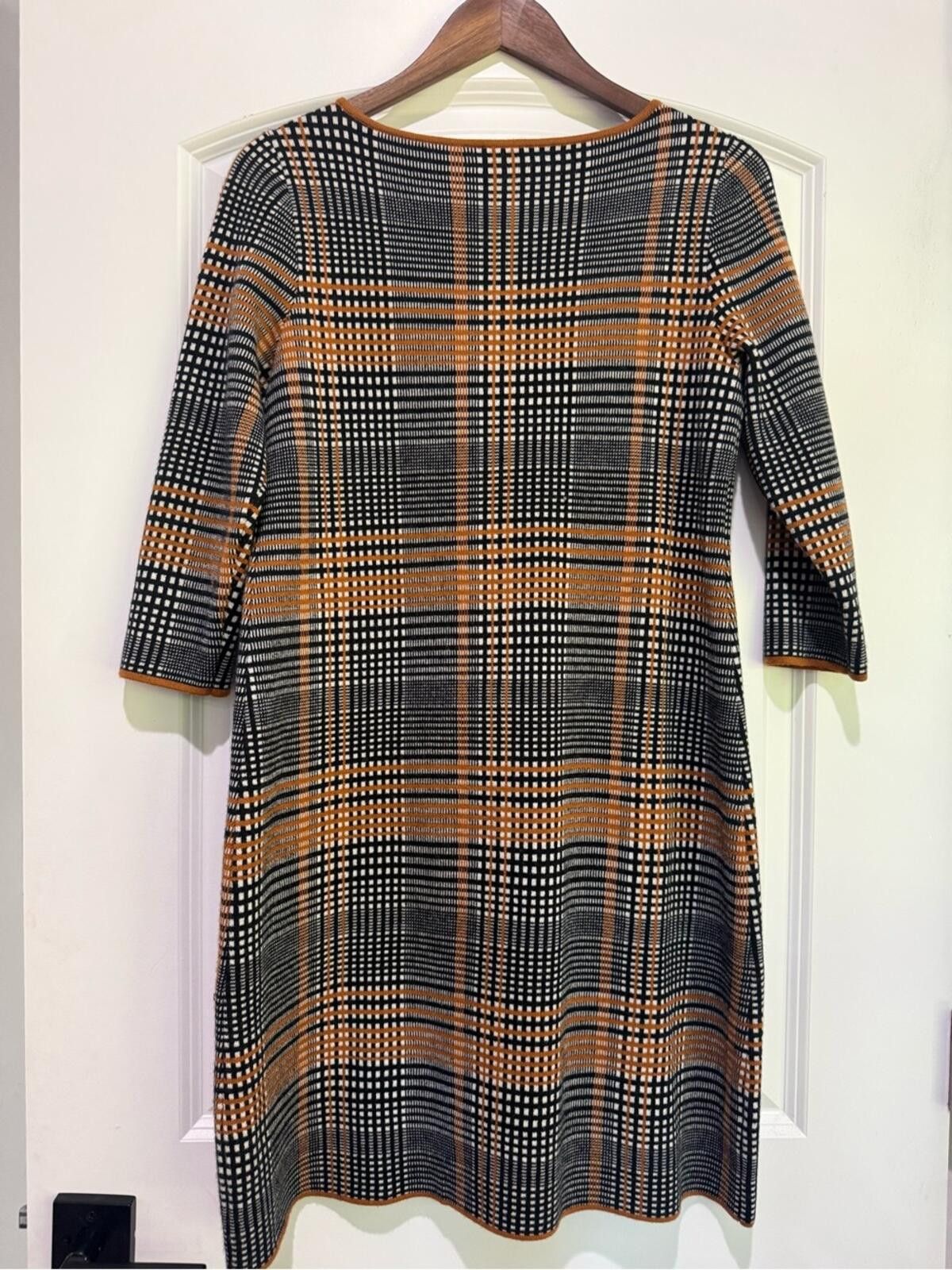 Ann Taylor Ann Taylor Plaid Long Sleeve Sheath Dress in Tan and Black Size M / US 6-8 / IT 42-44 - 3 Thumbnail