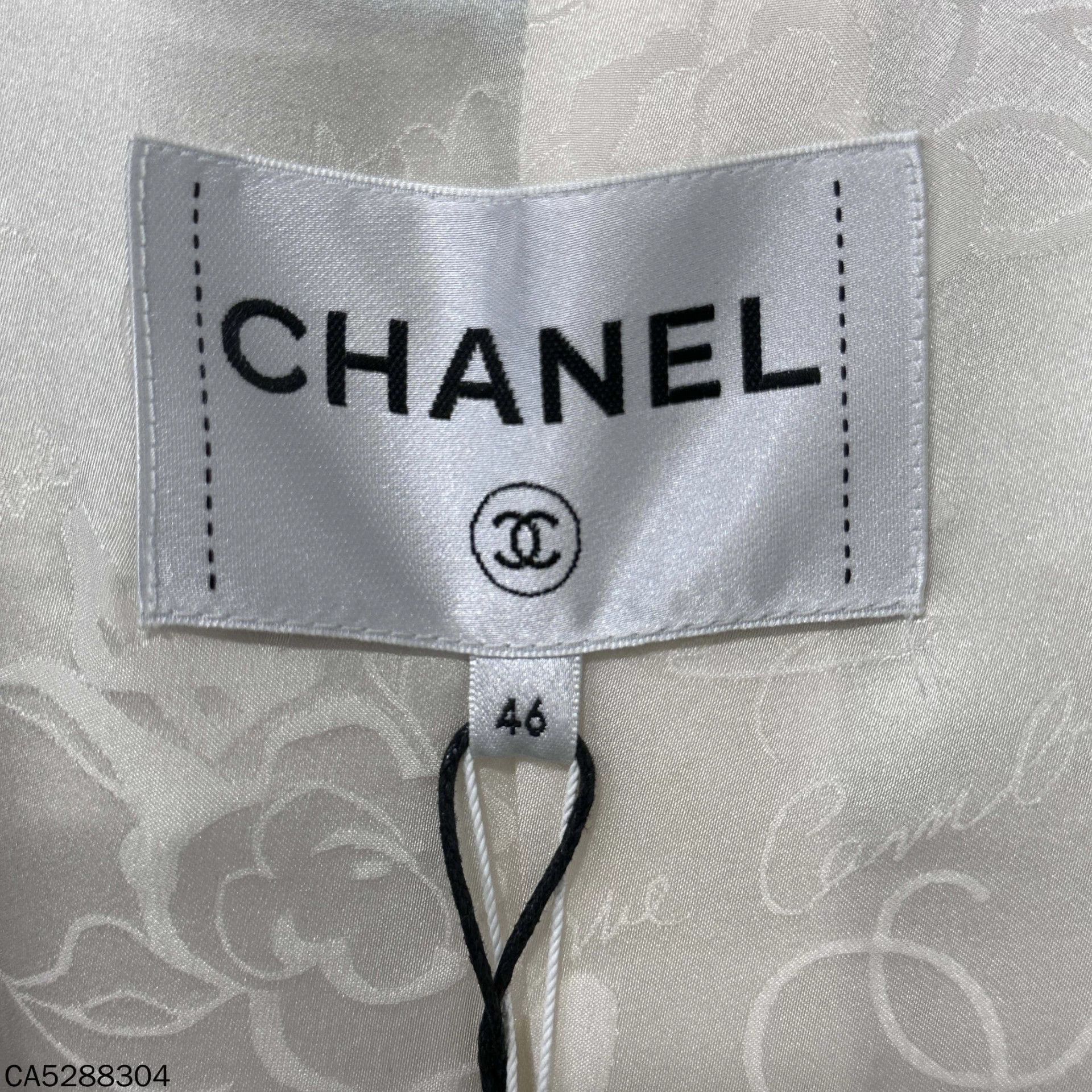 Chanel Chanel black white color blocked satin lapel 46 Size XL / US 12-14 / IT 48-50 - 5 Thumbnail