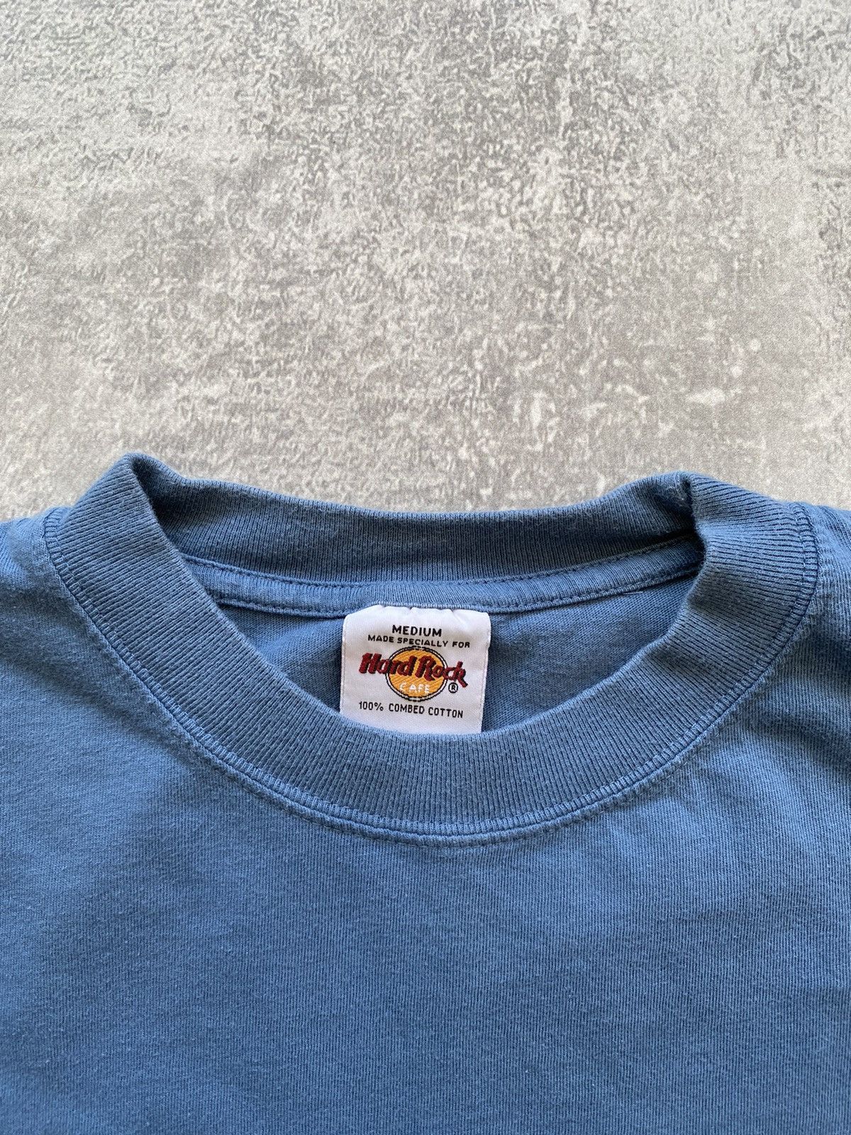 Japanese Brand × Vintage Vinatge Hard Rock Cafe 'Dragon' Tee Y2K Size US M / EU 48-50 / 2 - 6 Thumbnail
