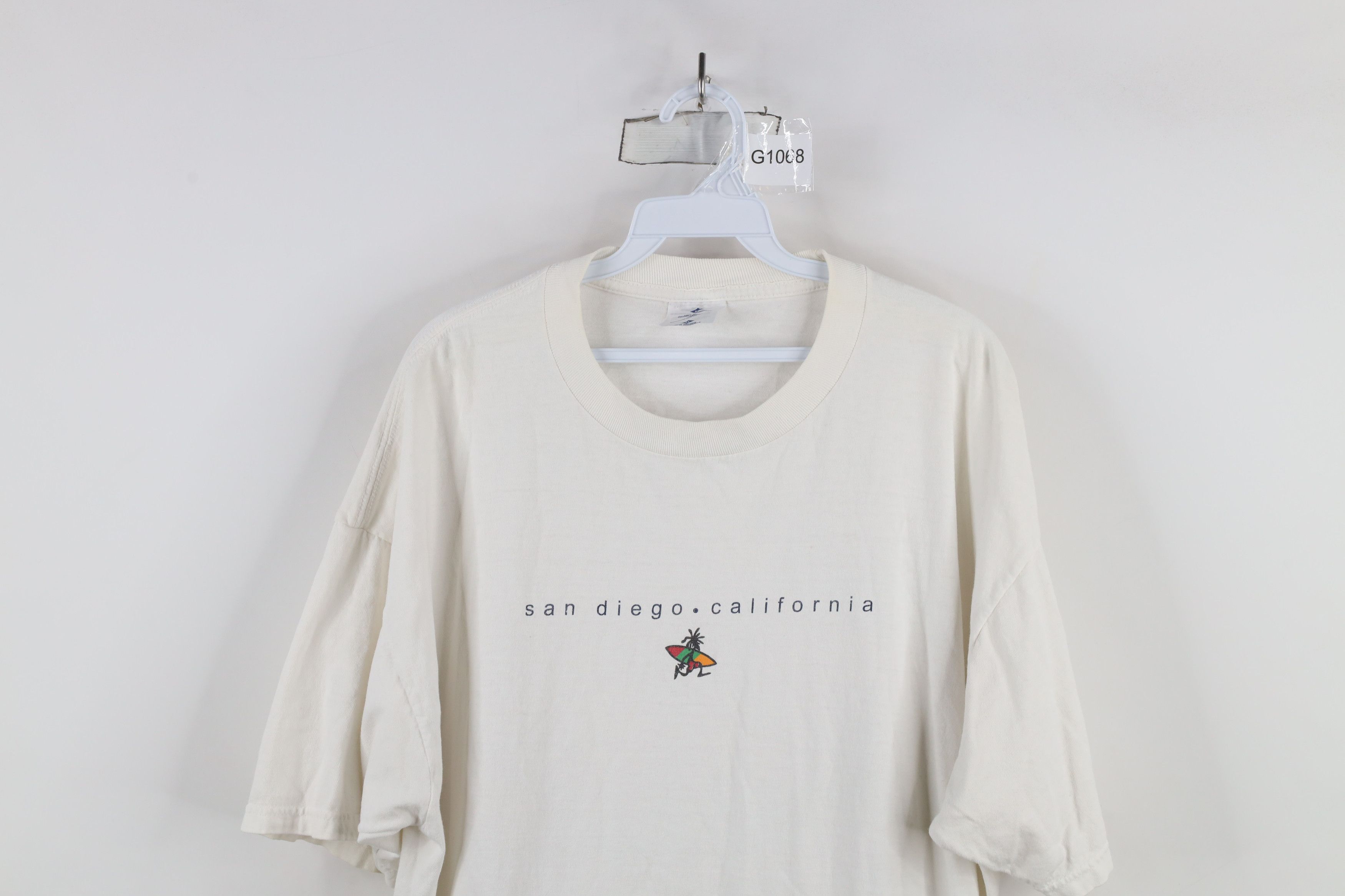 Vintage Vintage 90s Streetwear San Diego California Surfing T-Shirt Size US XL / EU 56 / 4 - 2 Thumbnail