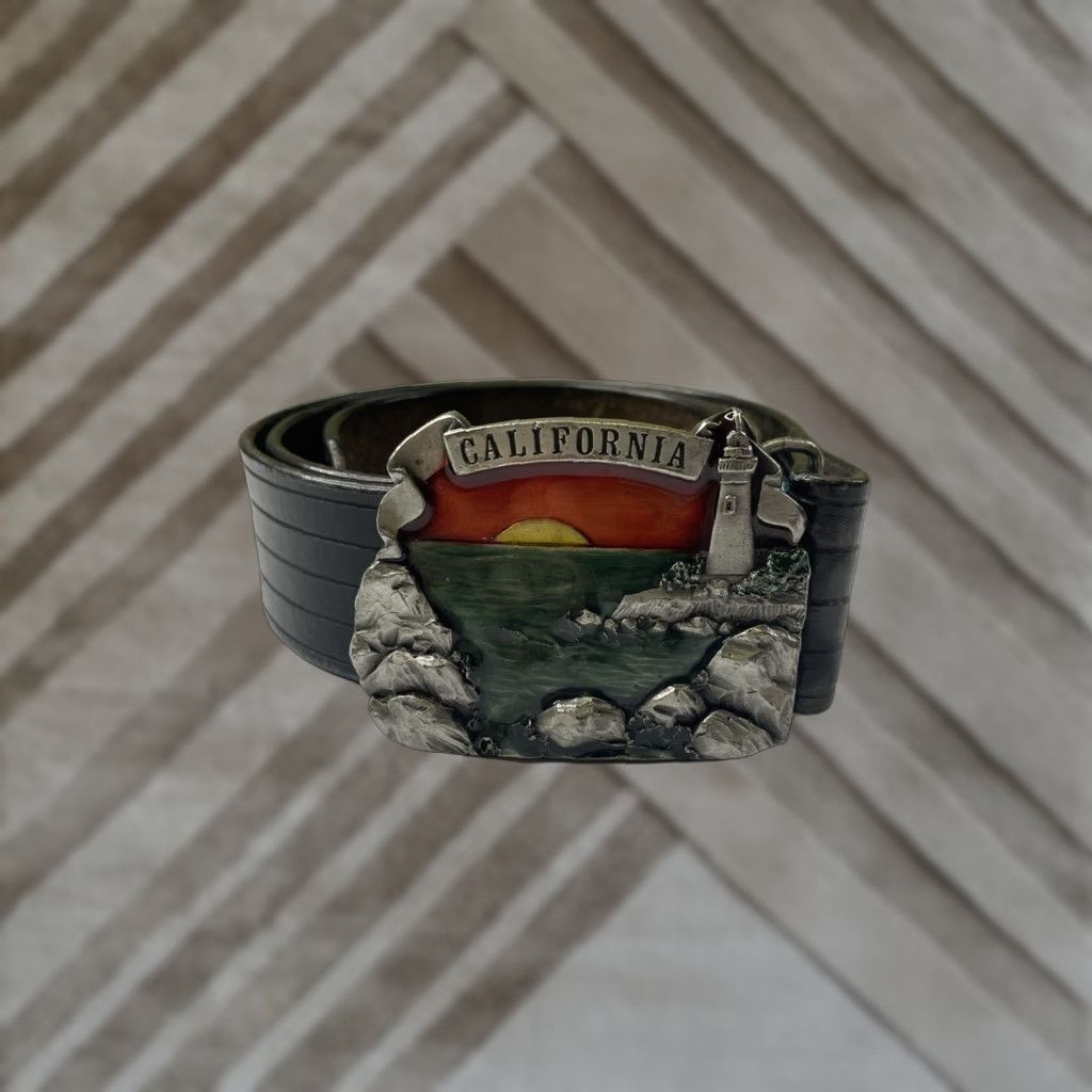 Vintage 1979 Bergamot Brass Works Belt Buckle California Ocean Lighthouse Leather Belt Silver Leather Belt Buckle 1970s Bergamot Brass Works Mens/Womens Size ONE SIZE - 1 Thumbnail