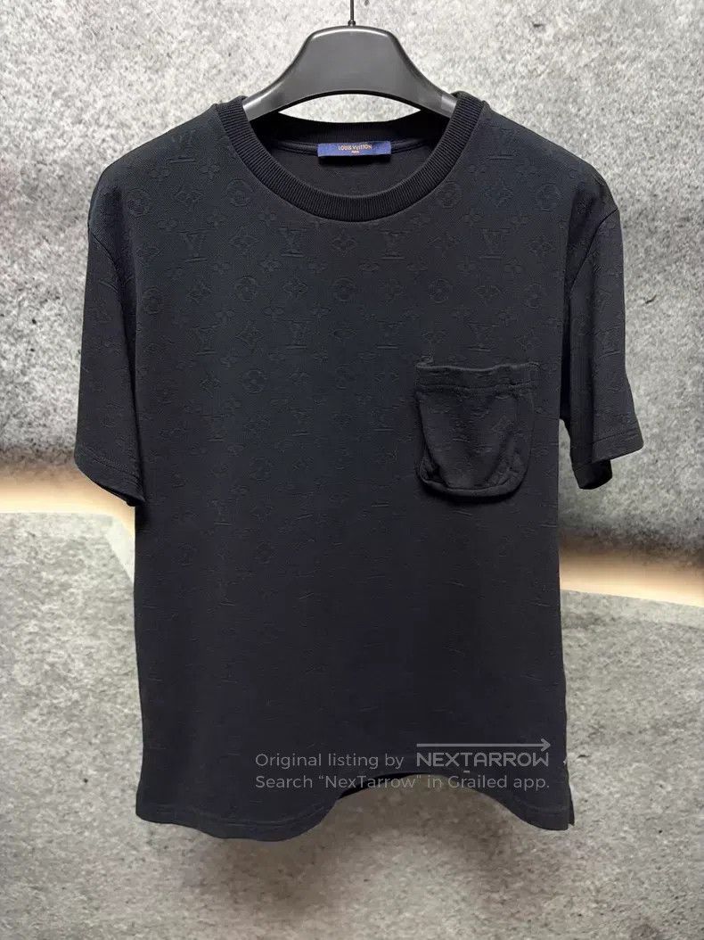 Louis Vuitton Louis Vuitton Black dark logo short sleeve T-shirt Size US M / EU 48-50 / 2 - 1 Thumbnail