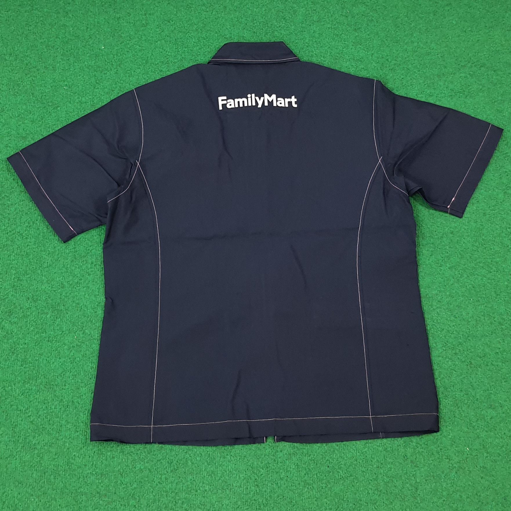 Japanese Brand Vintage Family Mart Japan Staff Workwear Uniform C276N27 Size US M / EU 48-50 / 2 - 3 Thumbnail