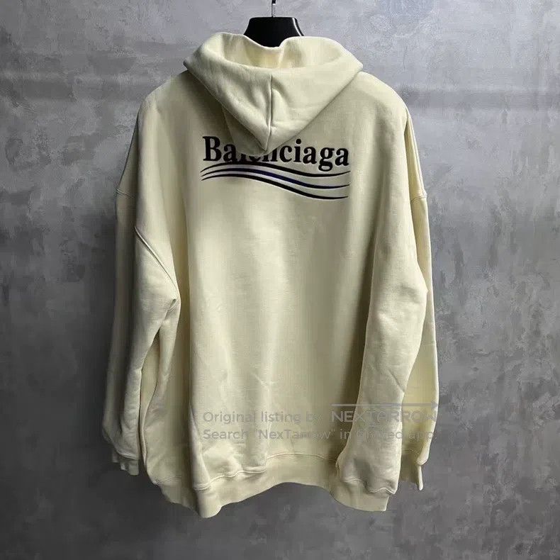 Balenciaga Balenciaga Beige plain lettering print hooded sweatshirt Size US S / EU 44-46 / 1 - 2 Thumbnail
