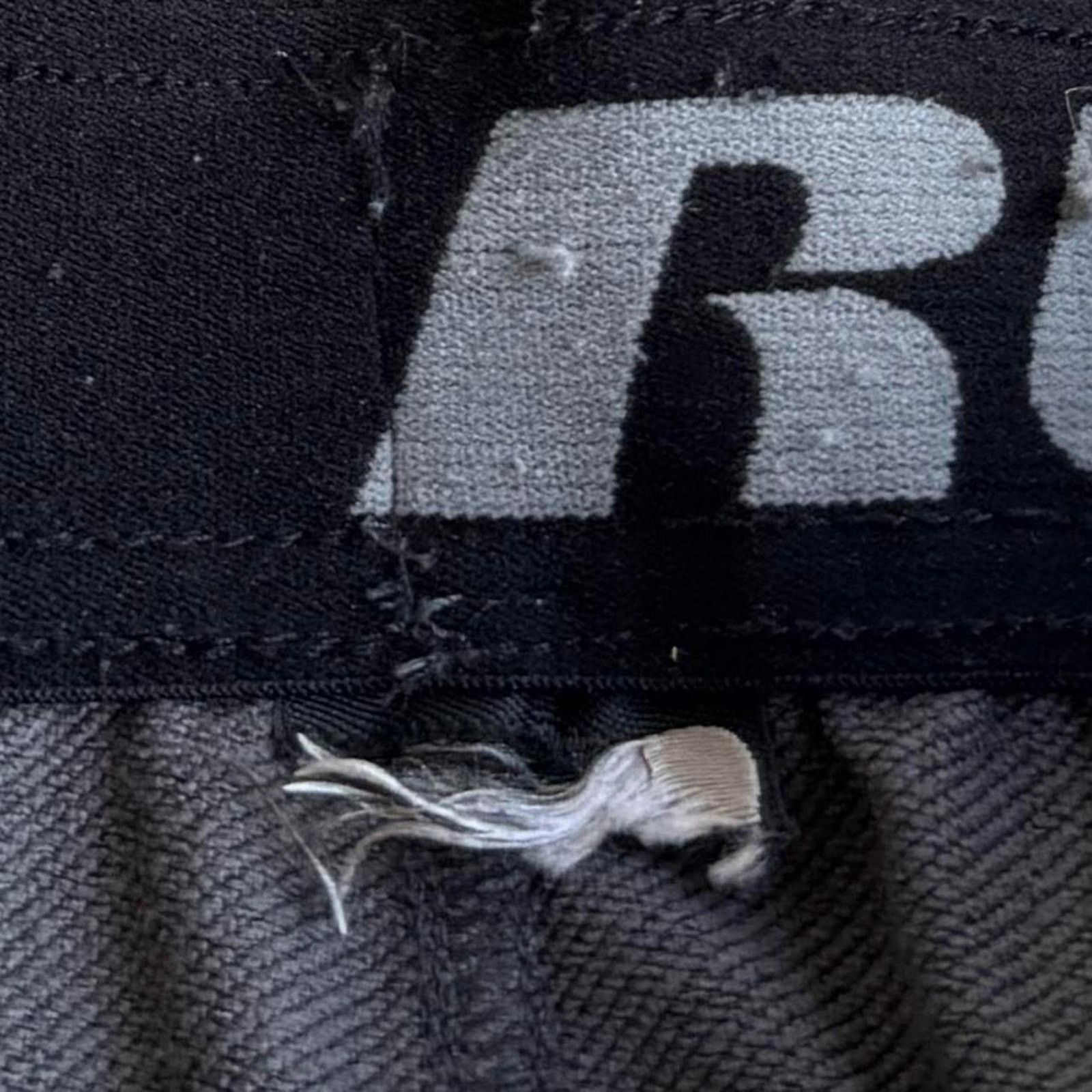 Russell Athletic Vintage Russell Athletic Grey & Black Essential Sweatpants Size US 33 - 4 Thumbnail