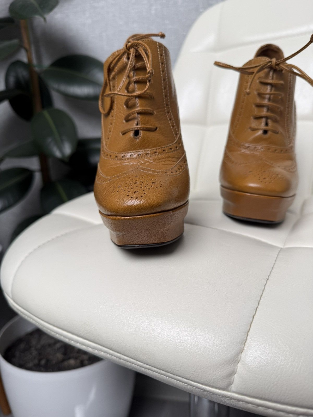 Bottega Veneta Bottega Veneta Leather Lace Up Platform Ankle Booties Heels Size US 7 / IT 37 - 16 Thumbnail