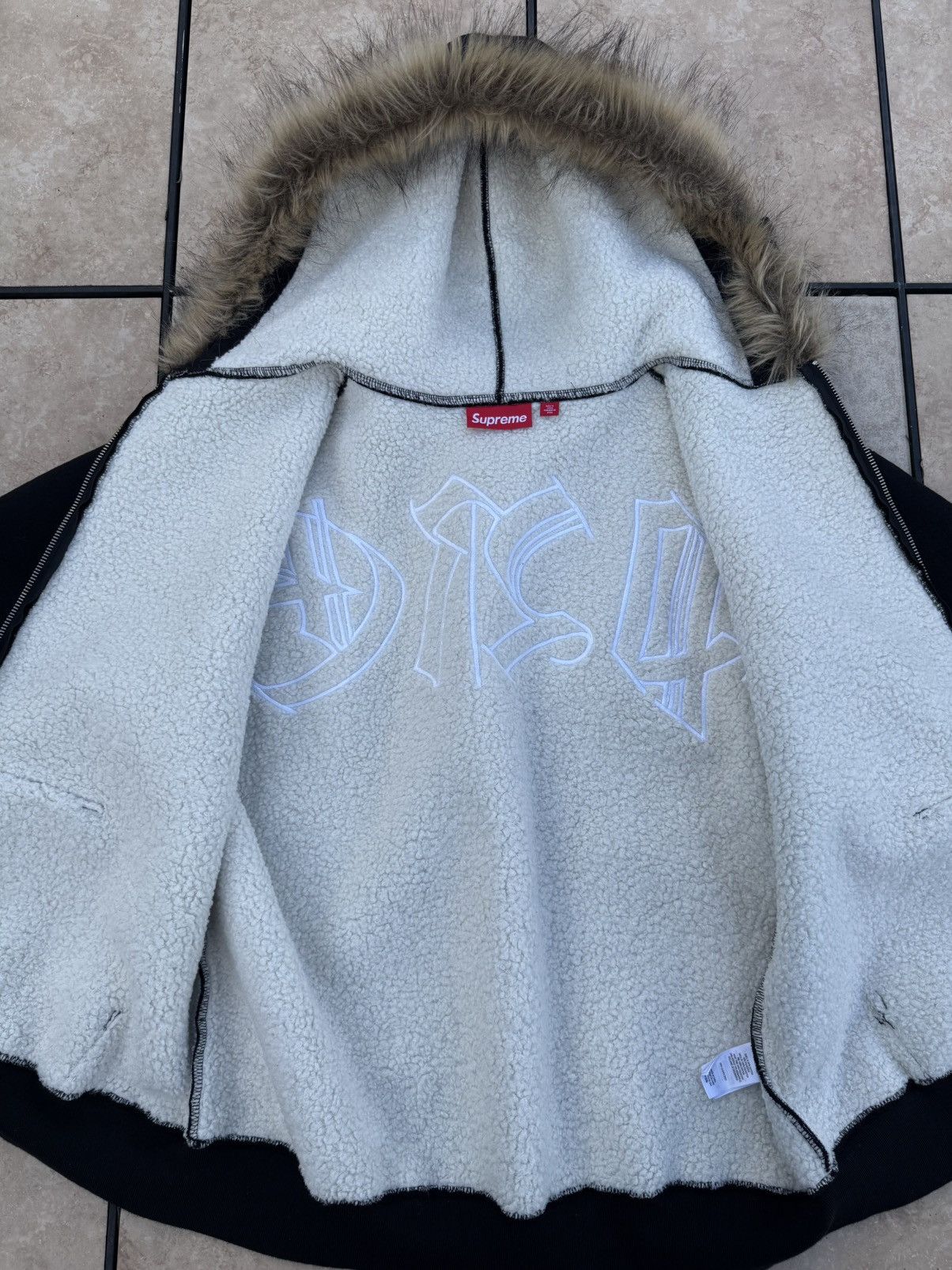Supreme Supreme F/W25 Faux fur zip up hoodie Size US M / EU 48-50 / 2 - 3 Thumbnail