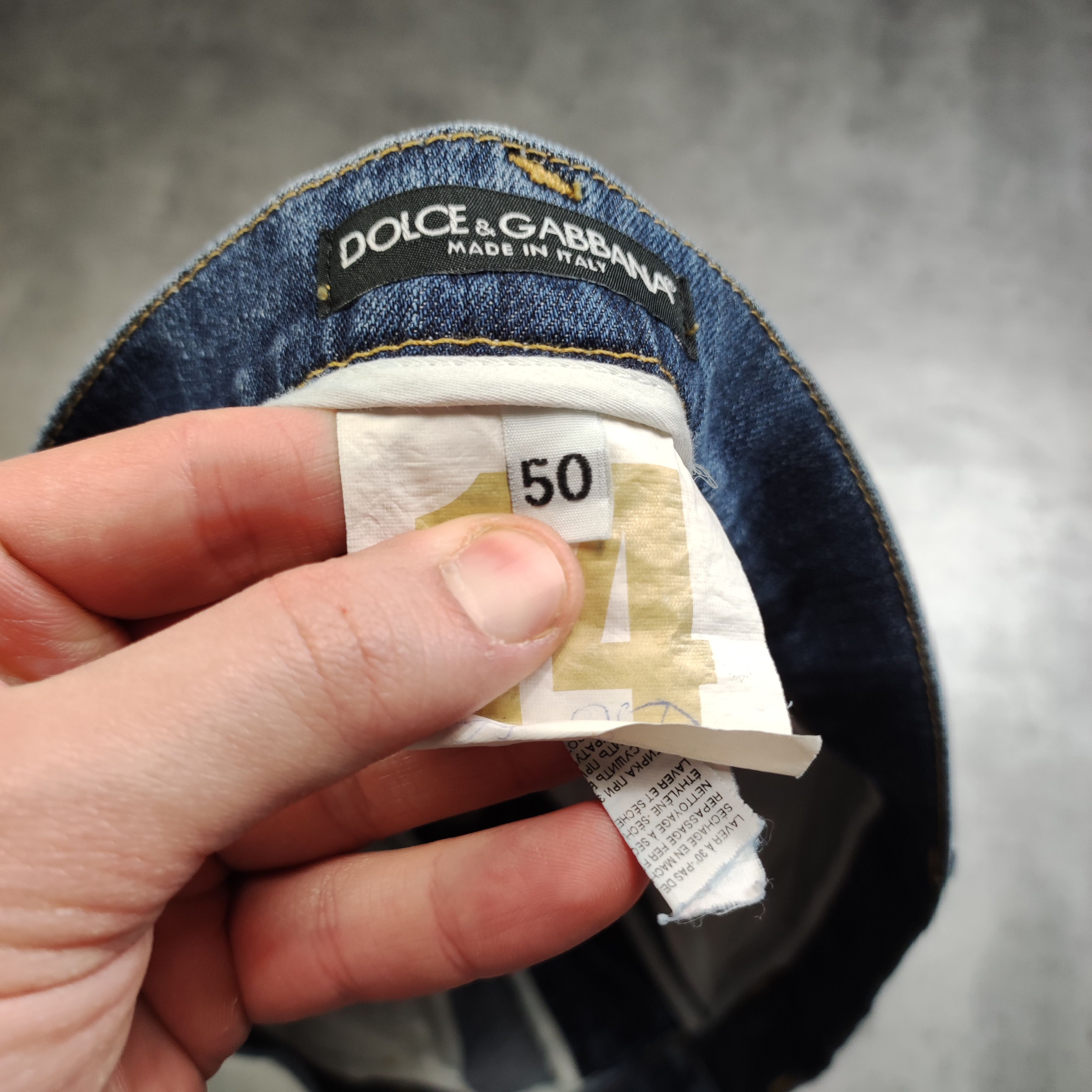 Dolce & Gabbana Dolce & Gabbana Classic Back Pocket Logo Denim Skinny Shorts Size US 34 / EU 50 - 8 Thumbnail