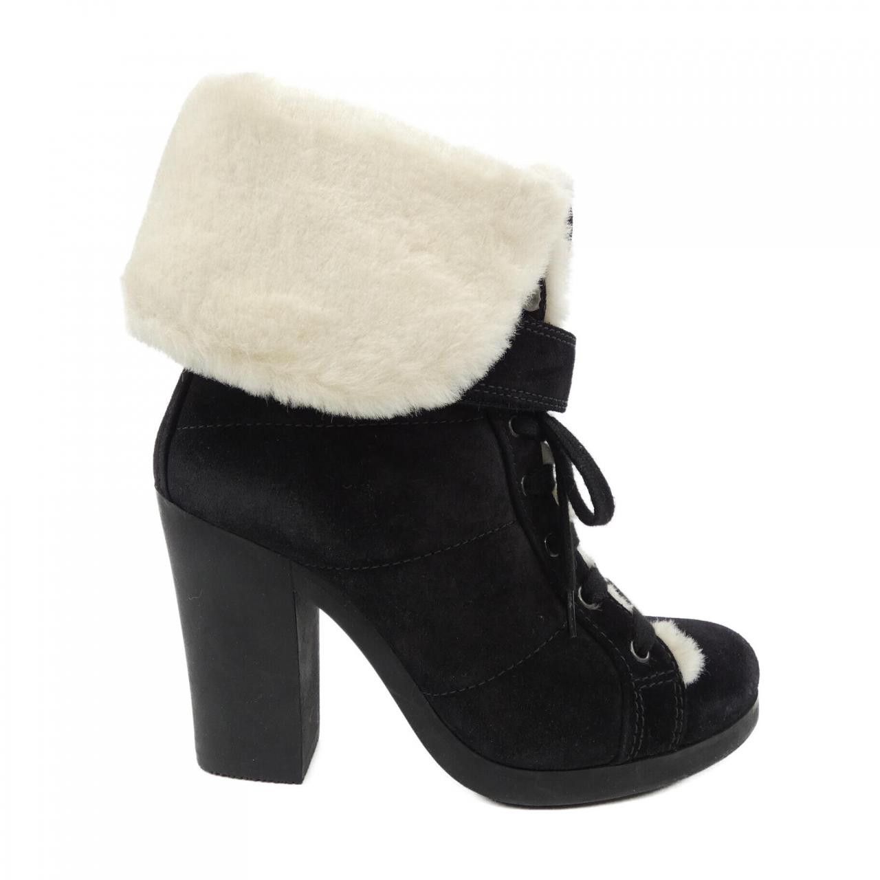 Prada Prada Prada Shearling Boots Natural Material Shoes DUTY FREE for USA Size ONE SIZE - 1 Thumbnail
