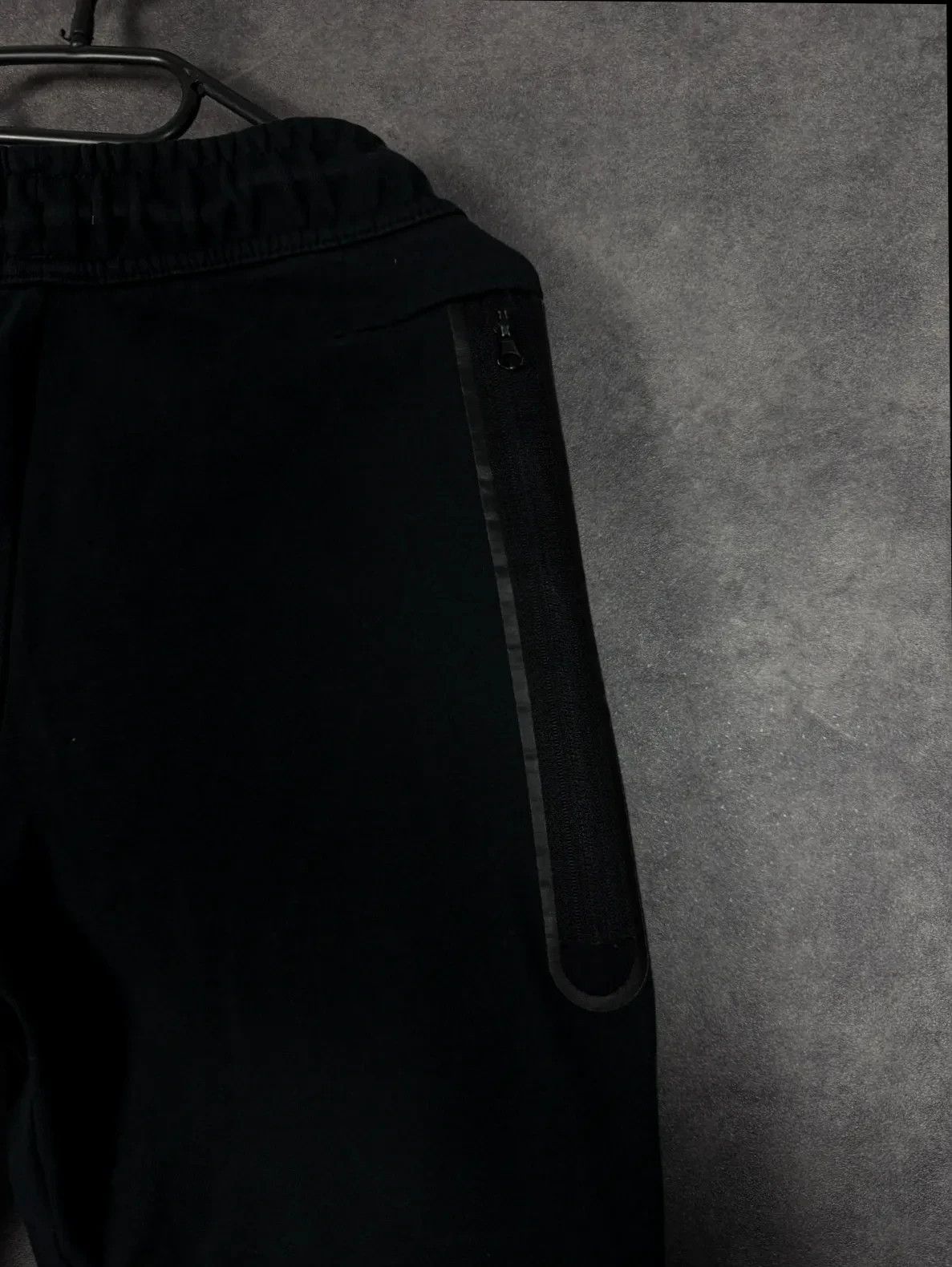 Nike Nike Tech Fleece sweatpants black mini logo Techwear Size US 26 / EU 42 - 6 Thumbnail