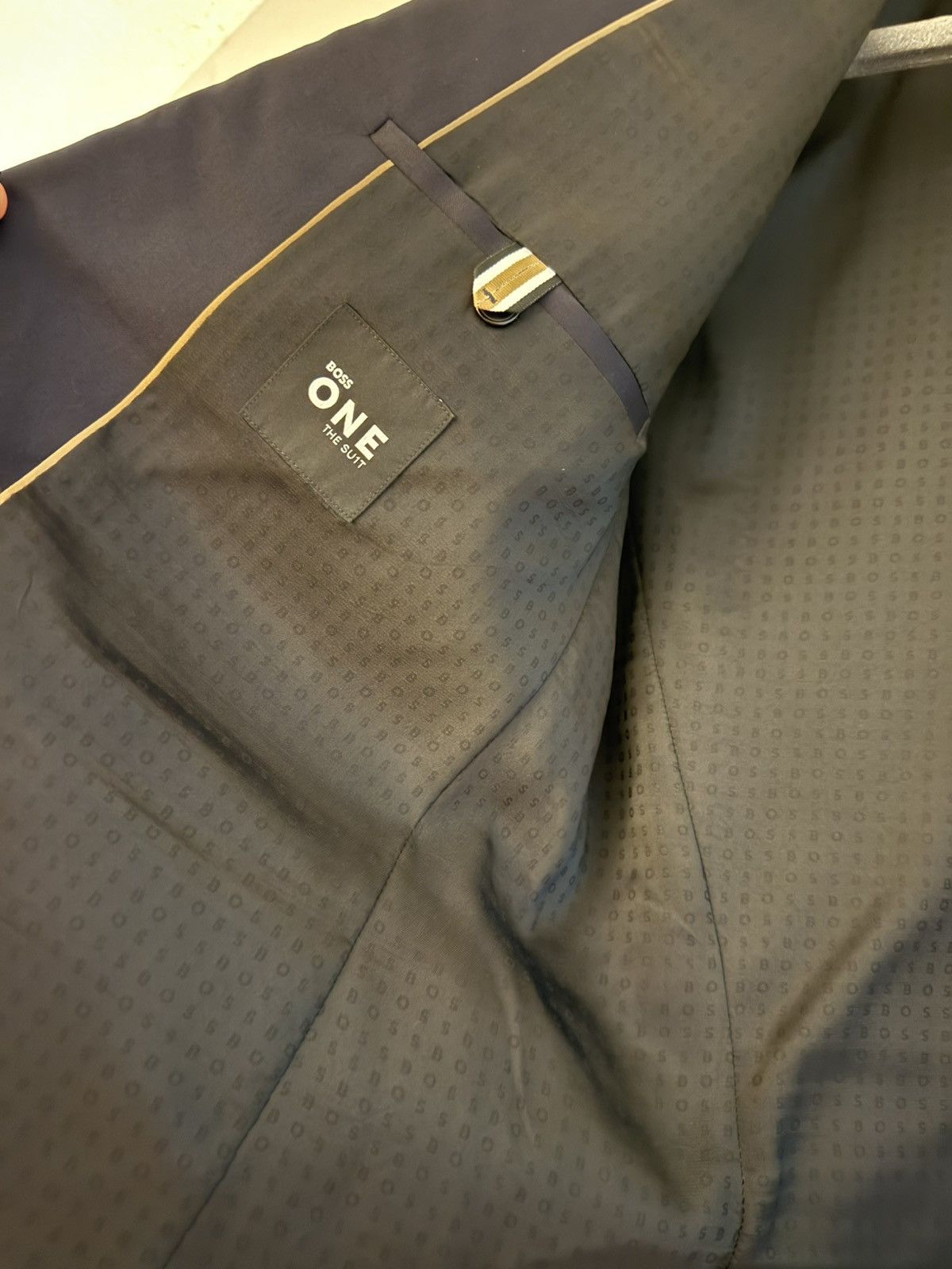Hugo Boss BOSS Menswear Slim Fit Suit Jacket in Virgin-Wool Serge Size 42R - 4 Thumbnail