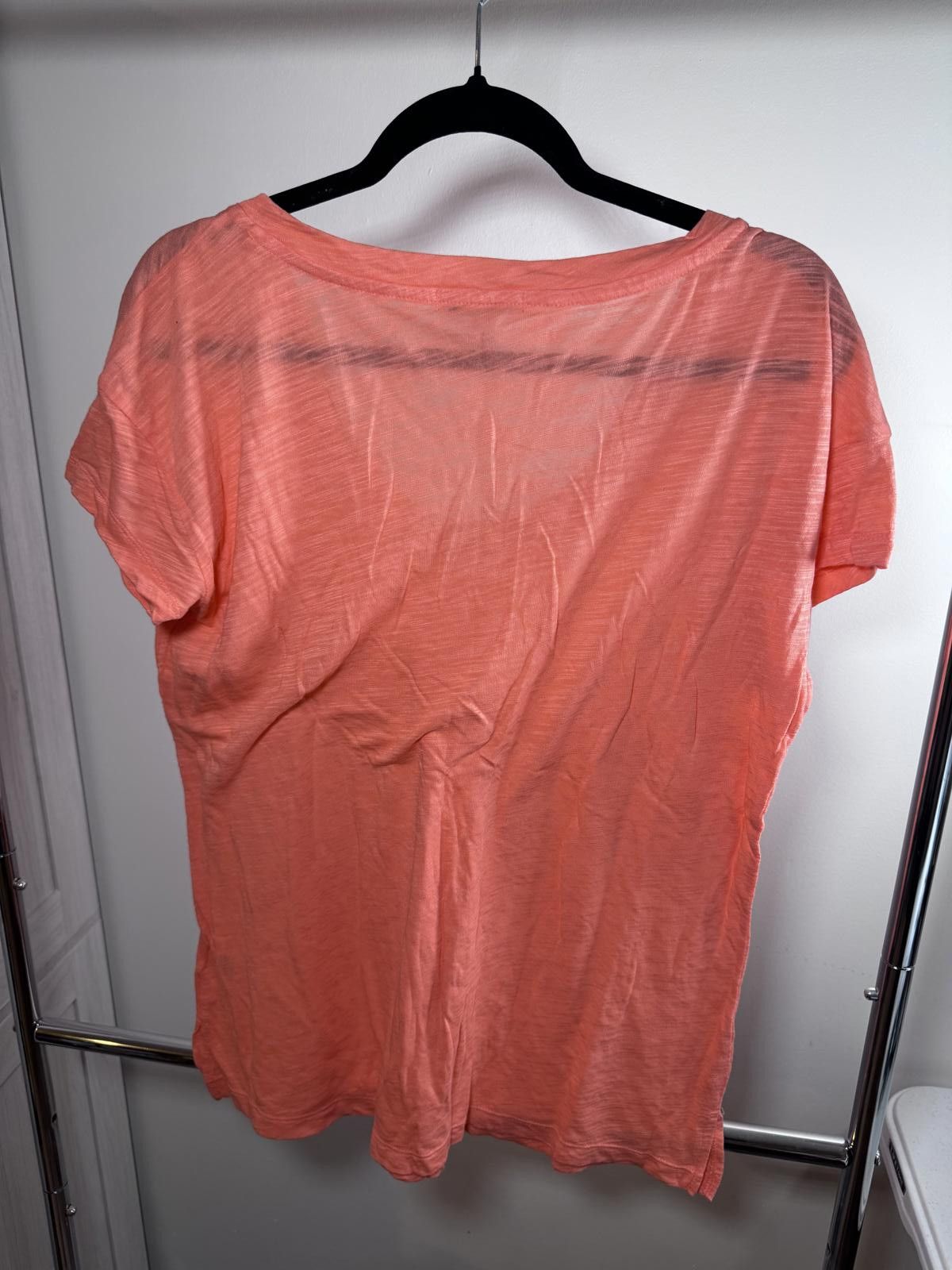Banana Republic Banana Republic Bright Coral T-Shirt - Size L Size L / US 10 / IT 46 - 3 Thumbnail