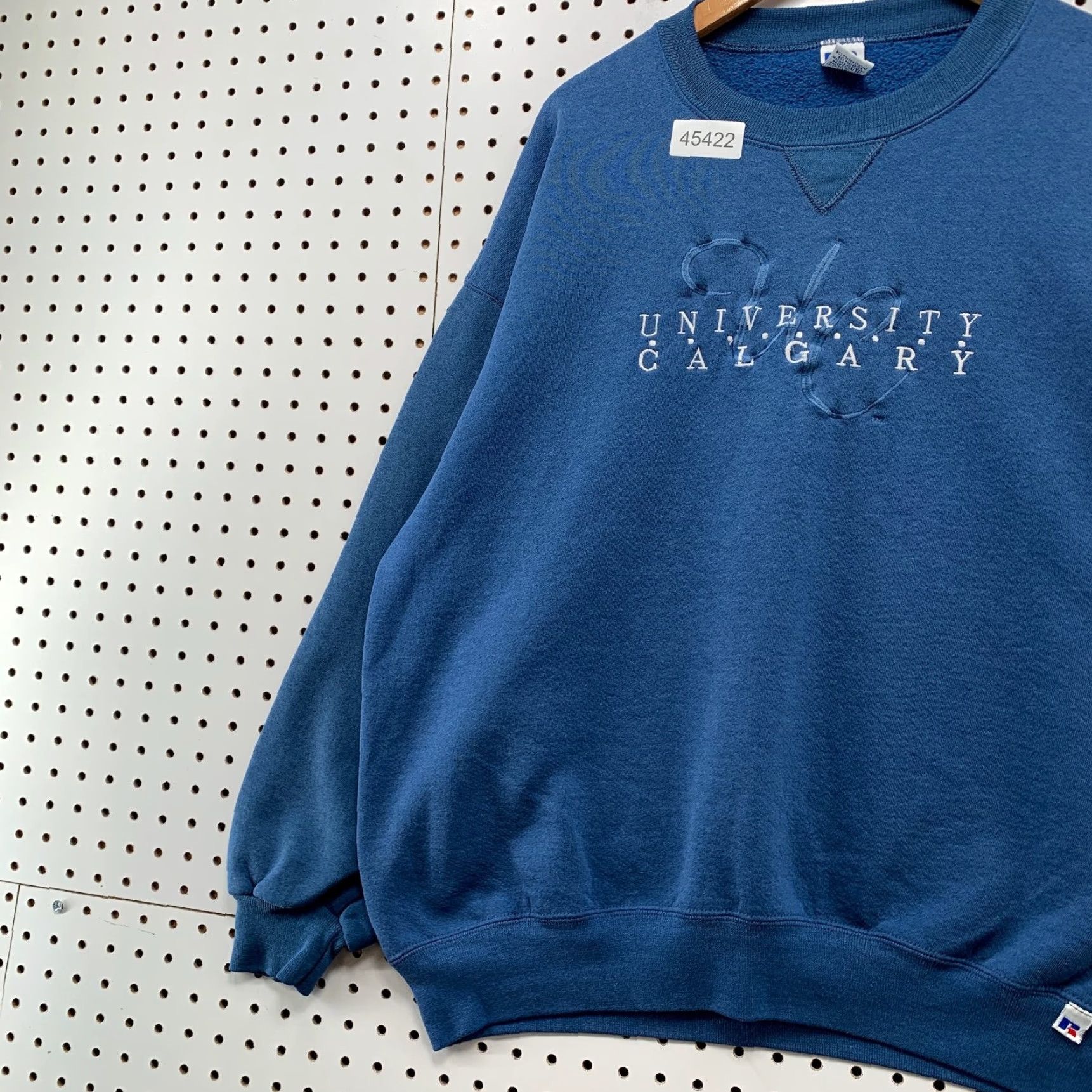 Russell Athletic VINTAGE University Calgary Sweatshirt Mens 2XL Blue 90s Embroidered Russell USA Shirt Size US XXL / EU 58 / 5 - 3 Thumbnail