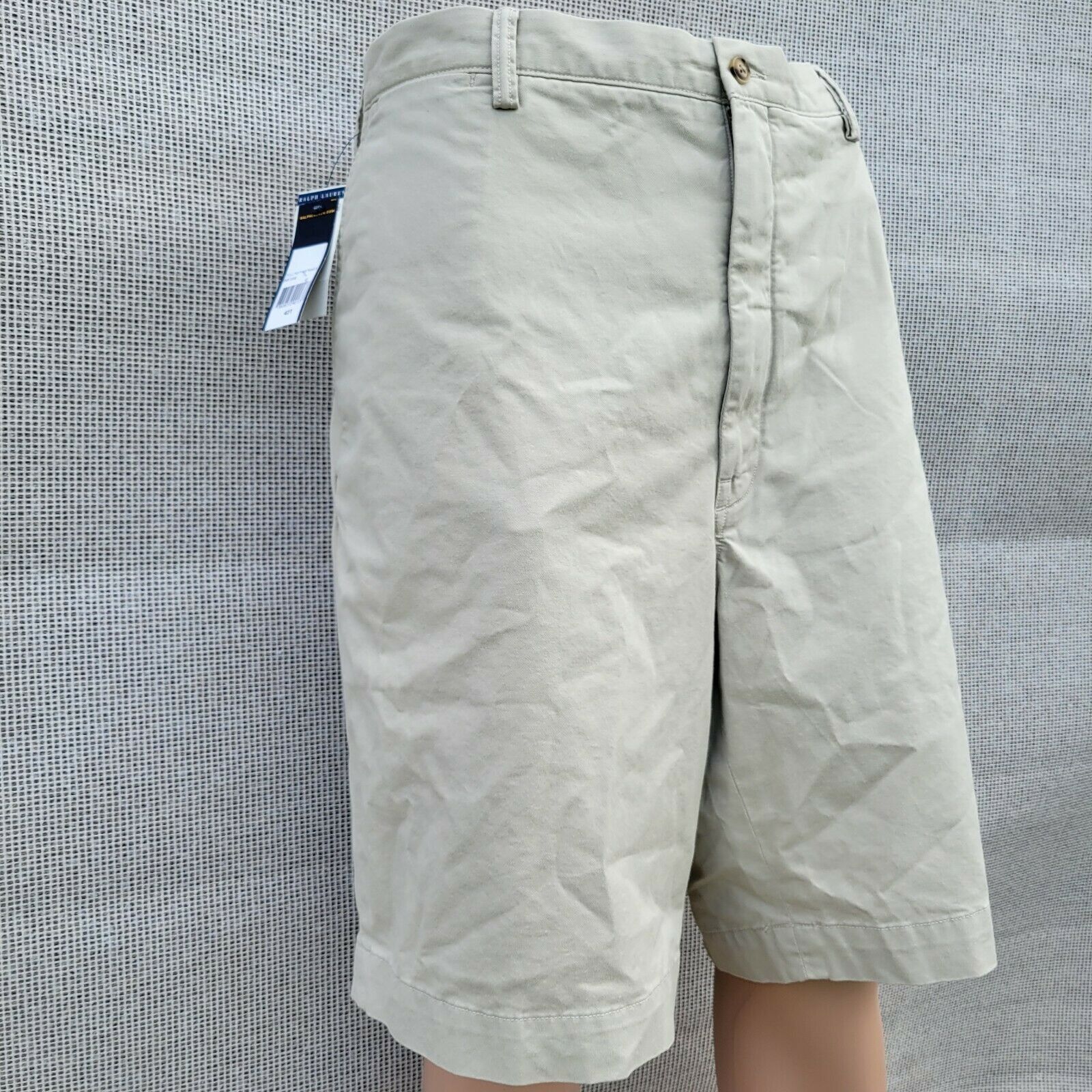 Lauren Ralph Lauren Men's Ralph Lauren Khaki Shorts. Size 42T***FLAWED **** Size US 42 / EU 58 - 3 Thumbnail