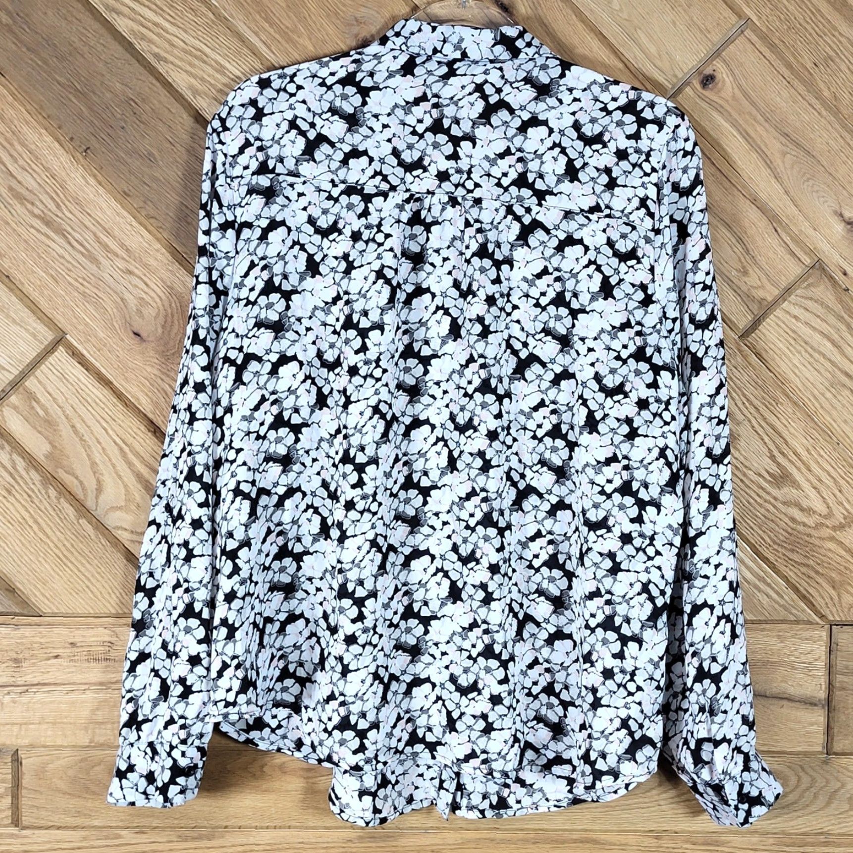 Vintage VINTAGE ELLE Button-Down Shirt Women XL Floral Geometric Print Long Sleeve Black White Size XL / US 12-14 / IT 48-50 - 5 Thumbnail