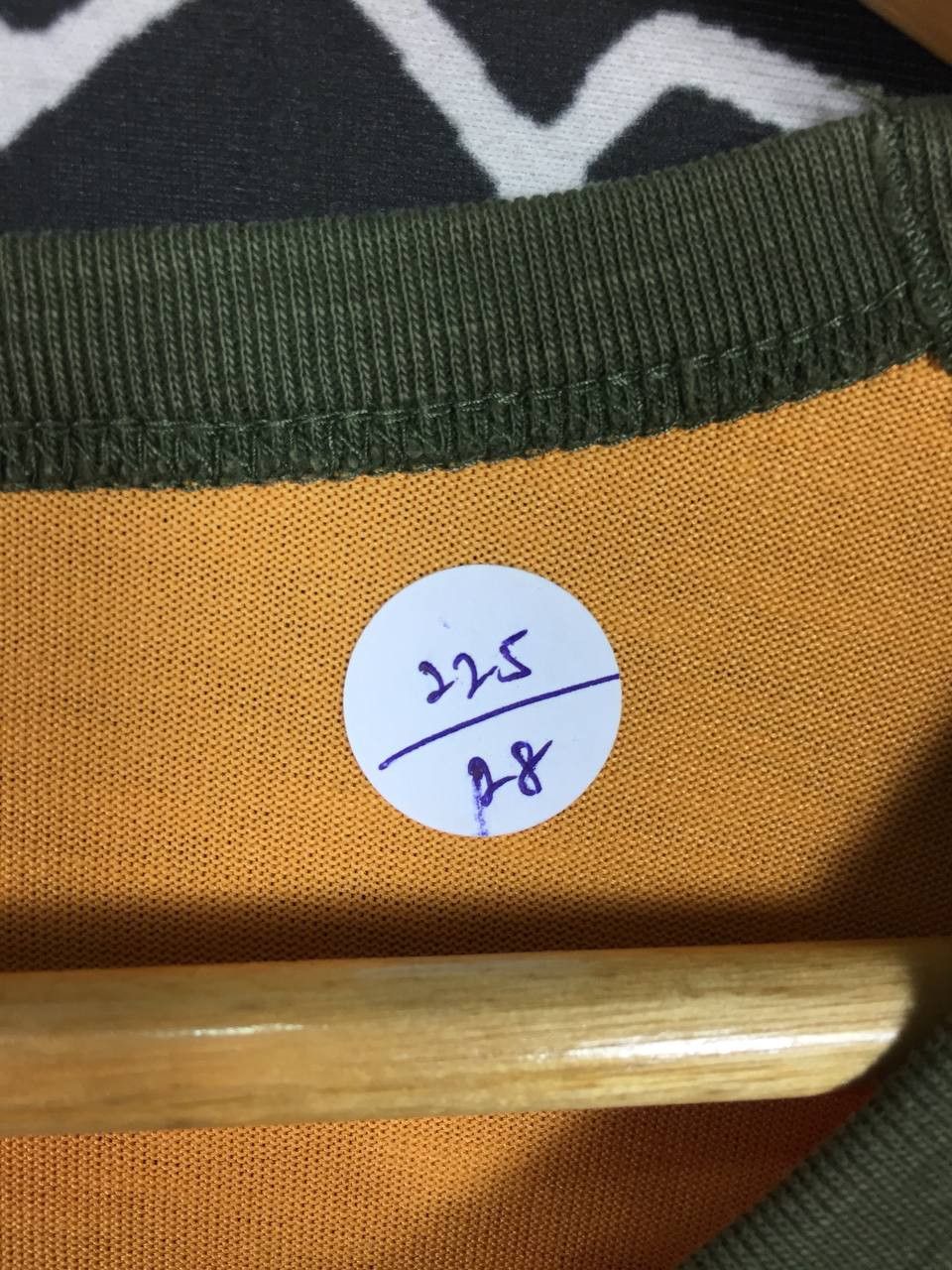 Japanese Brand × Uniqlo Uniqlo Plain Blank Casual Essential Raglan Tee Size US L / EU 52-54 / 3 - 10 Thumbnail