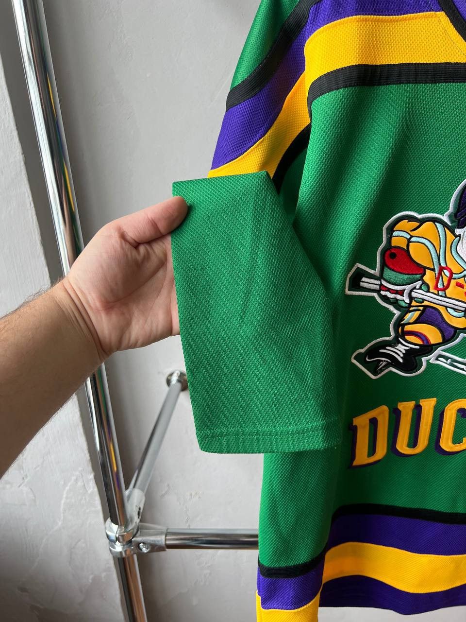 NHL MIGHTY DUCKS #96 CONWAY RARE NHL HOCKEY JERSEY SHIRT SIZE S Size US S / EU 44-46 / 1 - 8 Thumbnail