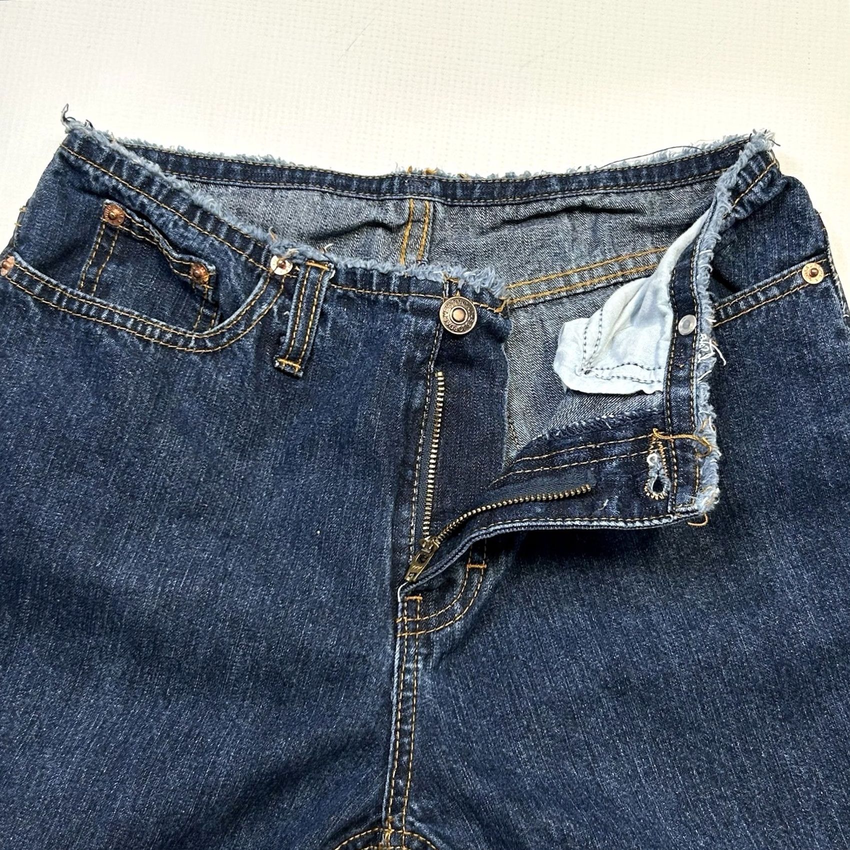 Jordache VINTAGE Jordache Jeans Flare Womens 26X30 Denim Dark Wash 80s 90s Retro City Festival Hipster Love Peace Embroidered Logo 5-Pocket Size 26" / US 2 / IT 38 - 6 Thumbnail