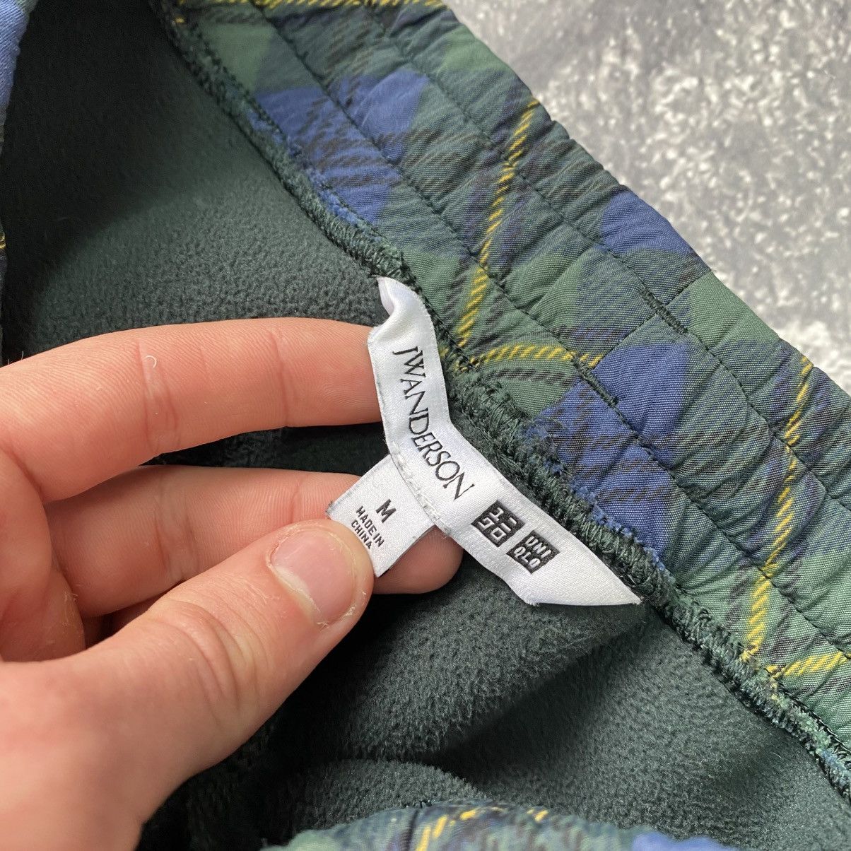 JW Anderson Men’s Uniqlo x J.W.Anderson Designer fleece rare pants Size US 32 / EU 48 - 5 Thumbnail
