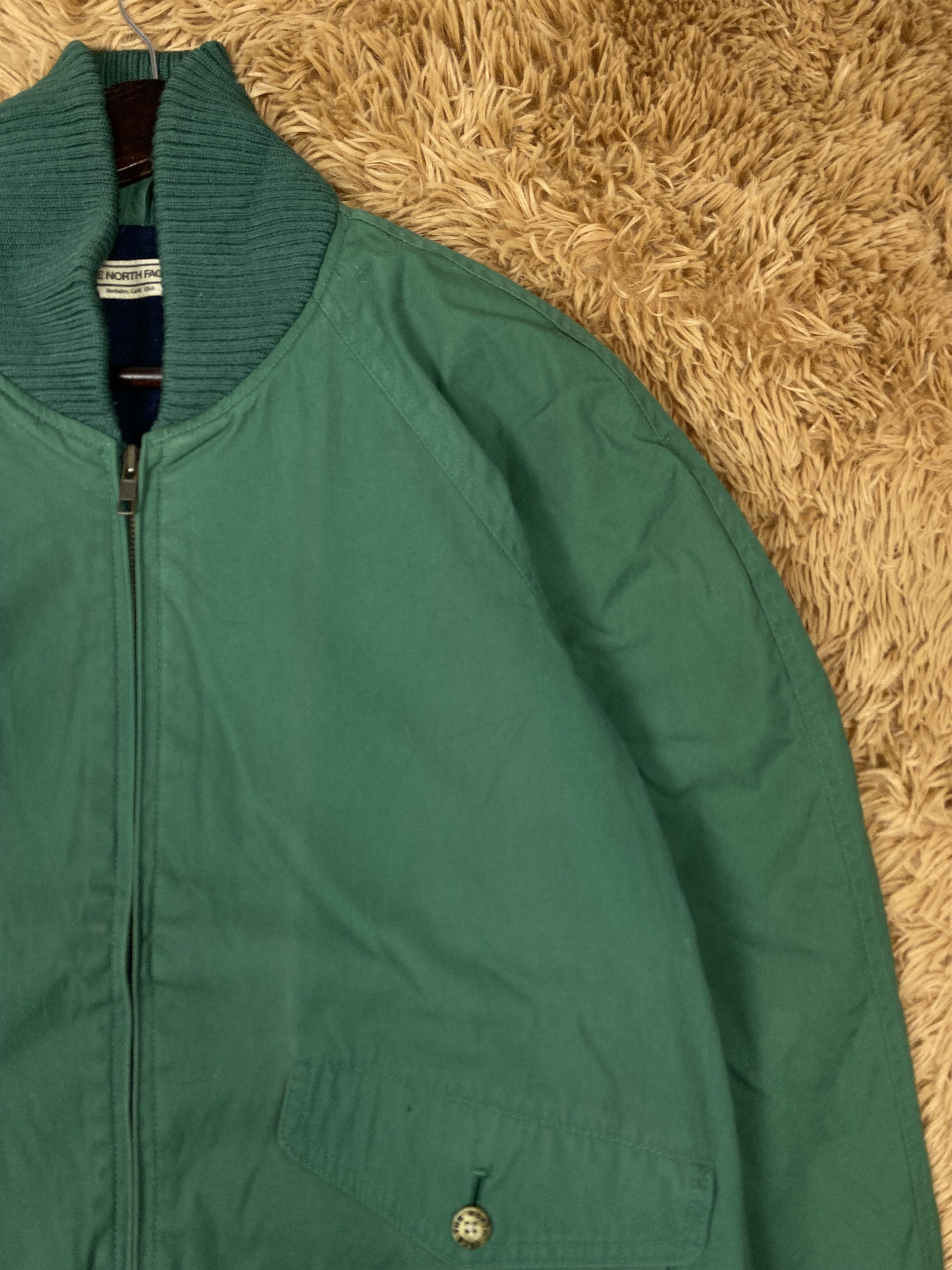 The North Face Vintage The North Face Bombers Jacket DJ0174 Size US L / EU 52-54 / 3 - 3 Thumbnail