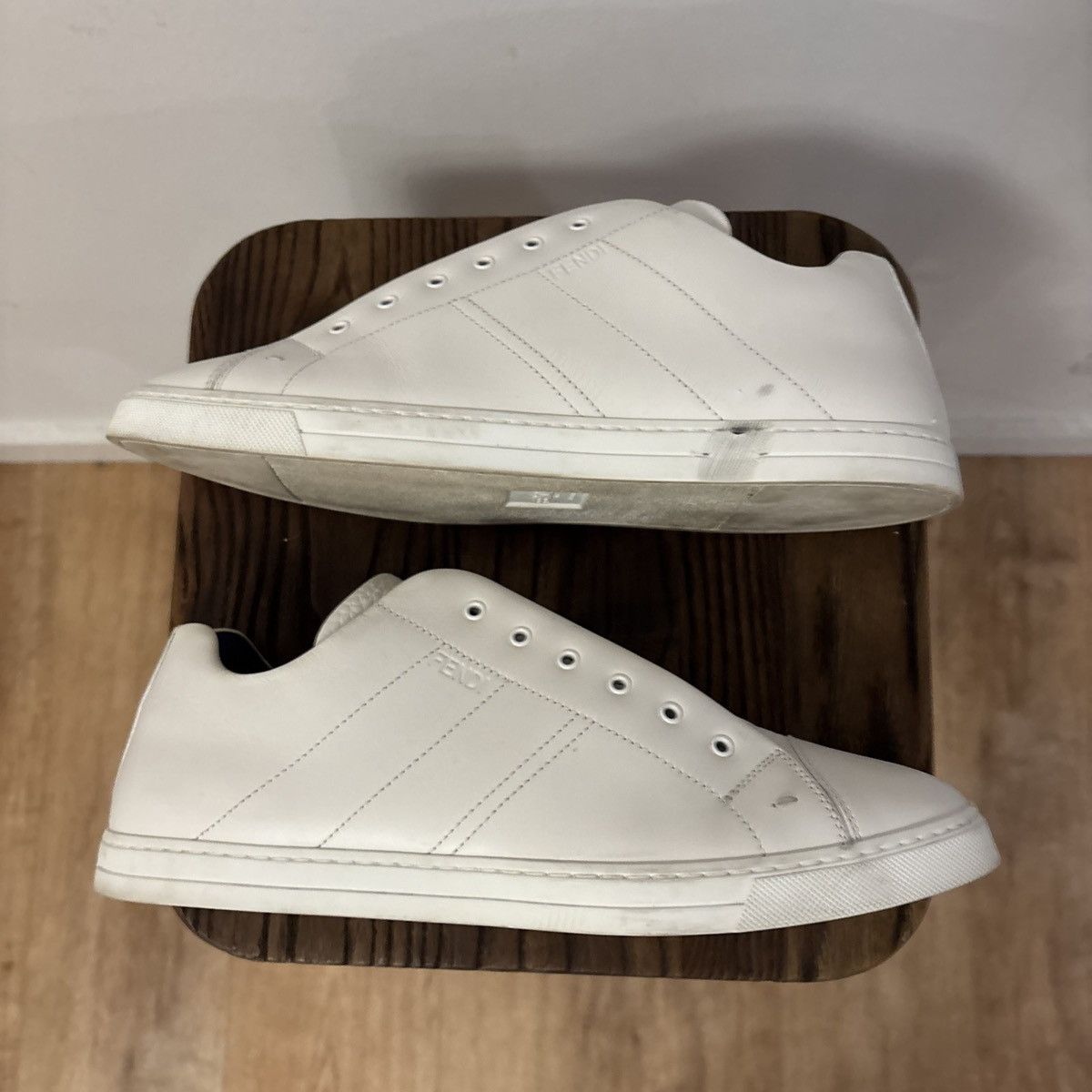 Fendi Fendi white leather low-top slip-on sneakers Size 10 US Size US 10 / EU 43 - 2 Thumbnail