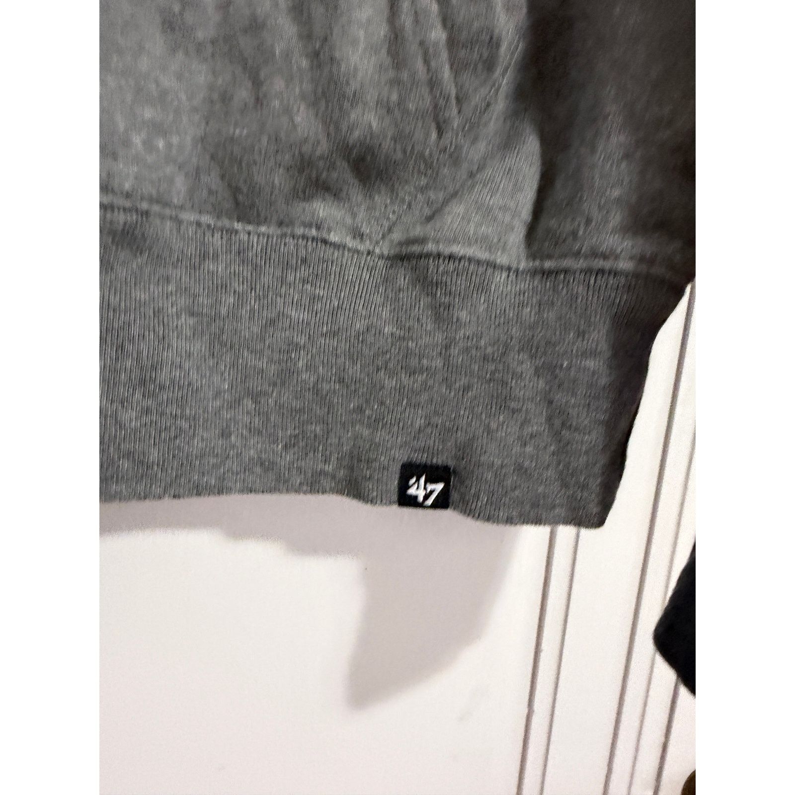47 Minnesota Wild Gray and Black NHL Hockey Hoodie Size Large Size US L / EU 52-54 / 3 - 3 Thumbnail