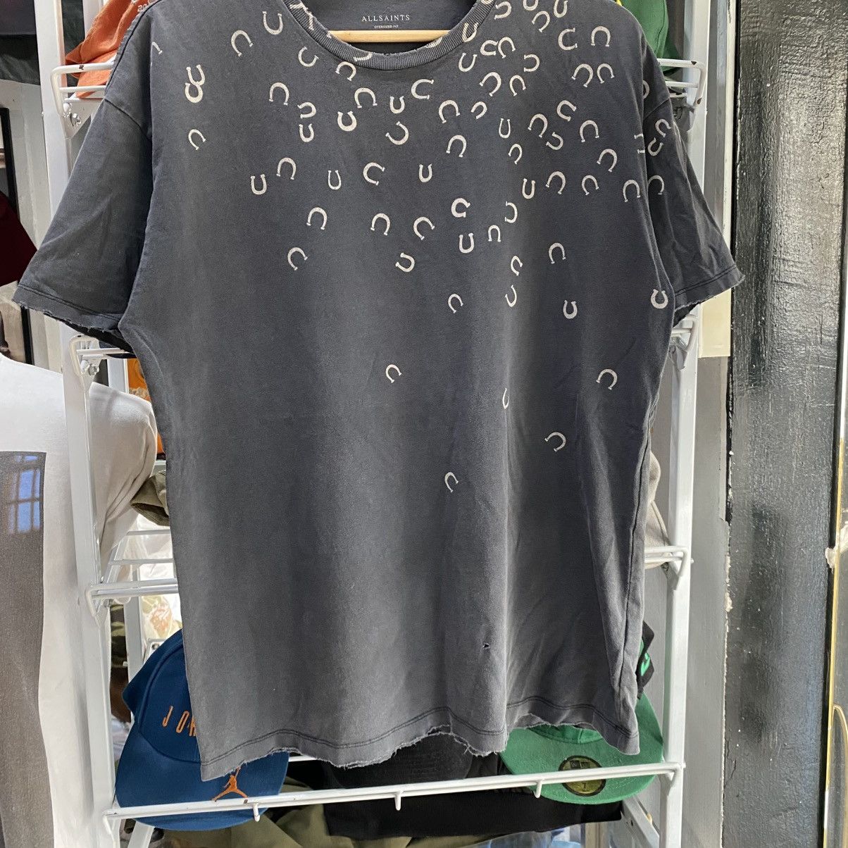 Allsaints × Vintage ALLSAINTS Vintage Over Print Horseshoe Avant-Garde T-shirt Size US M / EU 48-50 / 2 - 4 Thumbnail