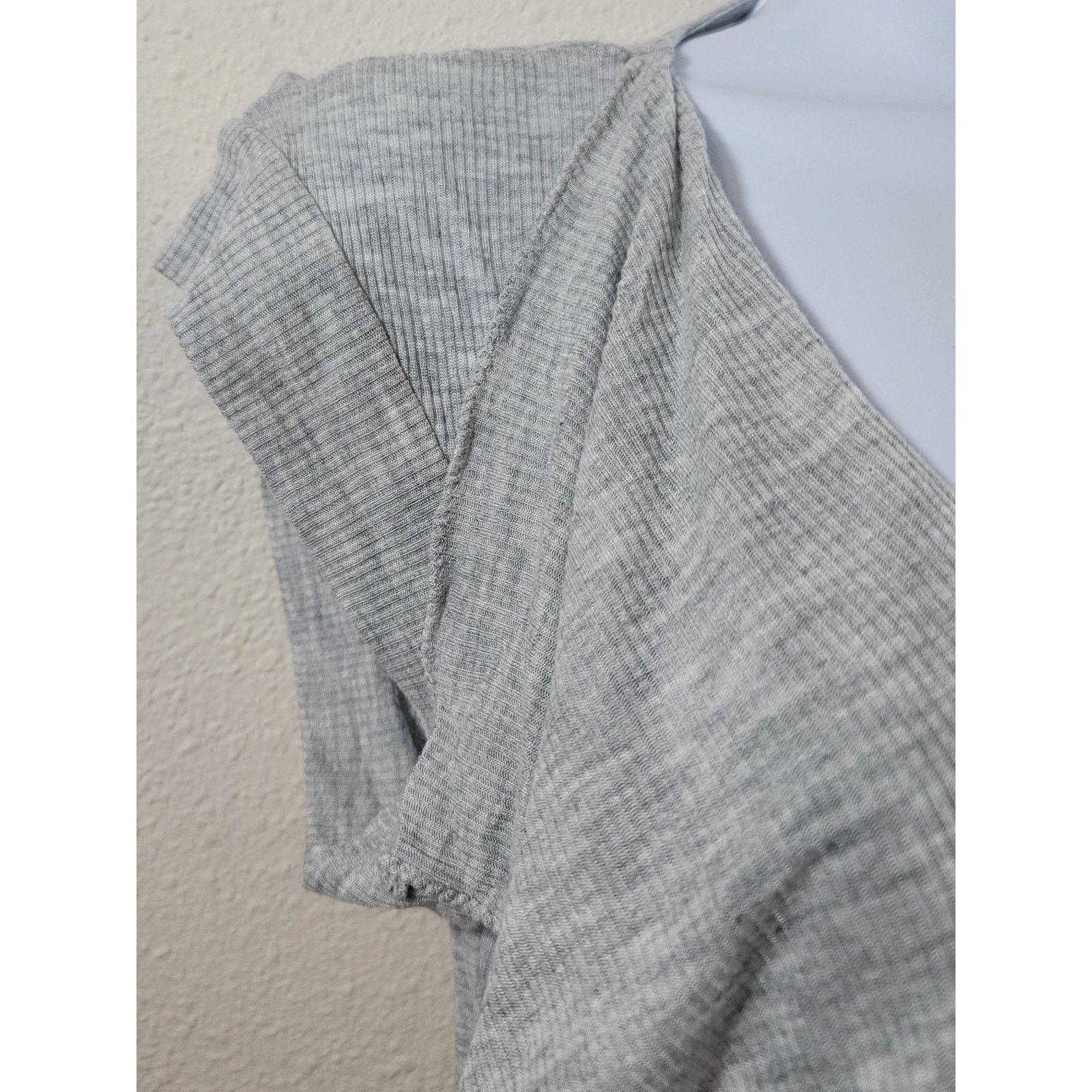 Banana Republic Banana Republic Gray Heathered Layered Ruffle Bodice XS Size XS / US 0-2 / IT 36-38 - 2 Thumbnail