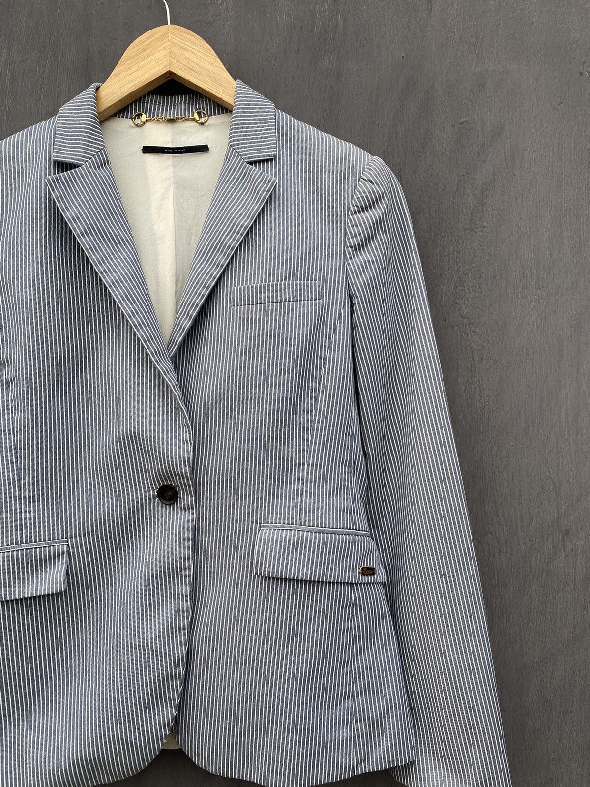 Gucci Gucci stripped blazer jacket size 40 made in italy Size S / US 4 / IT 40 - 2 Thumbnail
