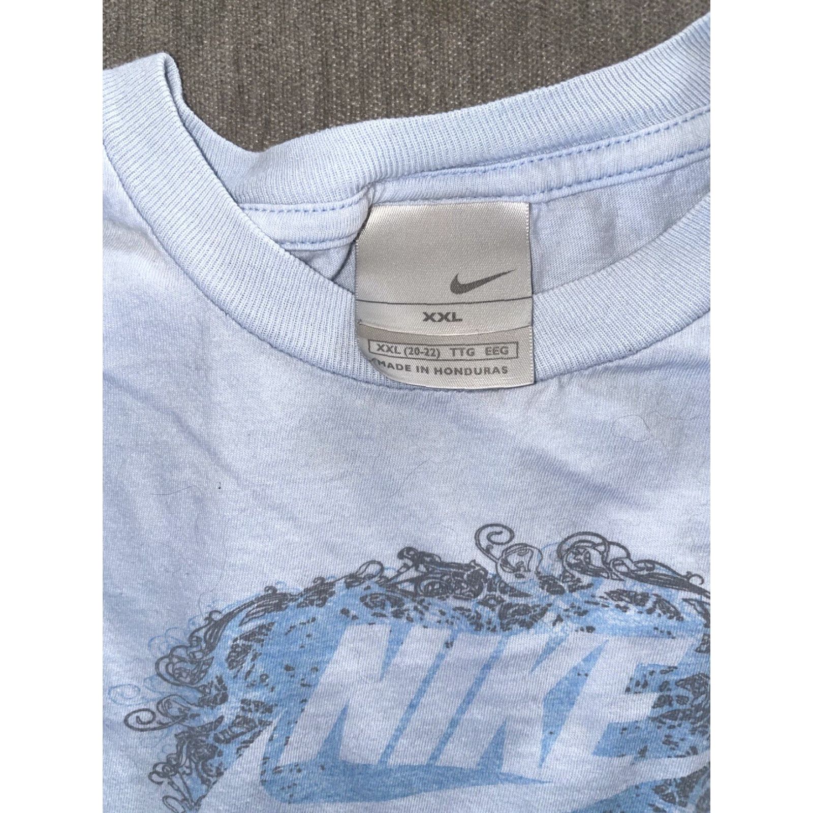 Nike VINTAGE Nike Solver Tag XXL light blue T-Shirt Men 2XL Blue Size US XXL / EU 58 / 5 - 5 Thumbnail