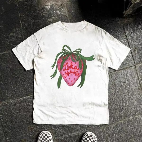 Vintage Senna x Ran White retro strawberry print t-shirt Size US M / EU 48-50 / 2 - 5 Thumbnail
