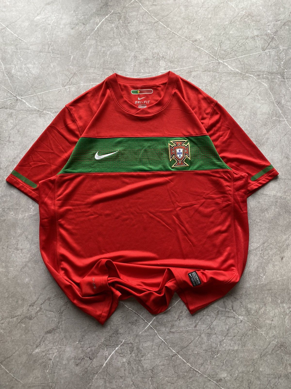 Nike Vintage 2010 Nike Portugal National Team Soccer Jersey Size US XL / EU 56 / 4 - 2 Thumbnail