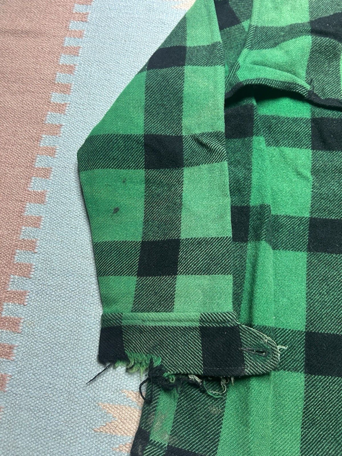 Vintage 80s LL Bean wool cruiser jacket buffalo plaid distressed L Size US L / EU 52-54 / 3 - 12 Thumbnail