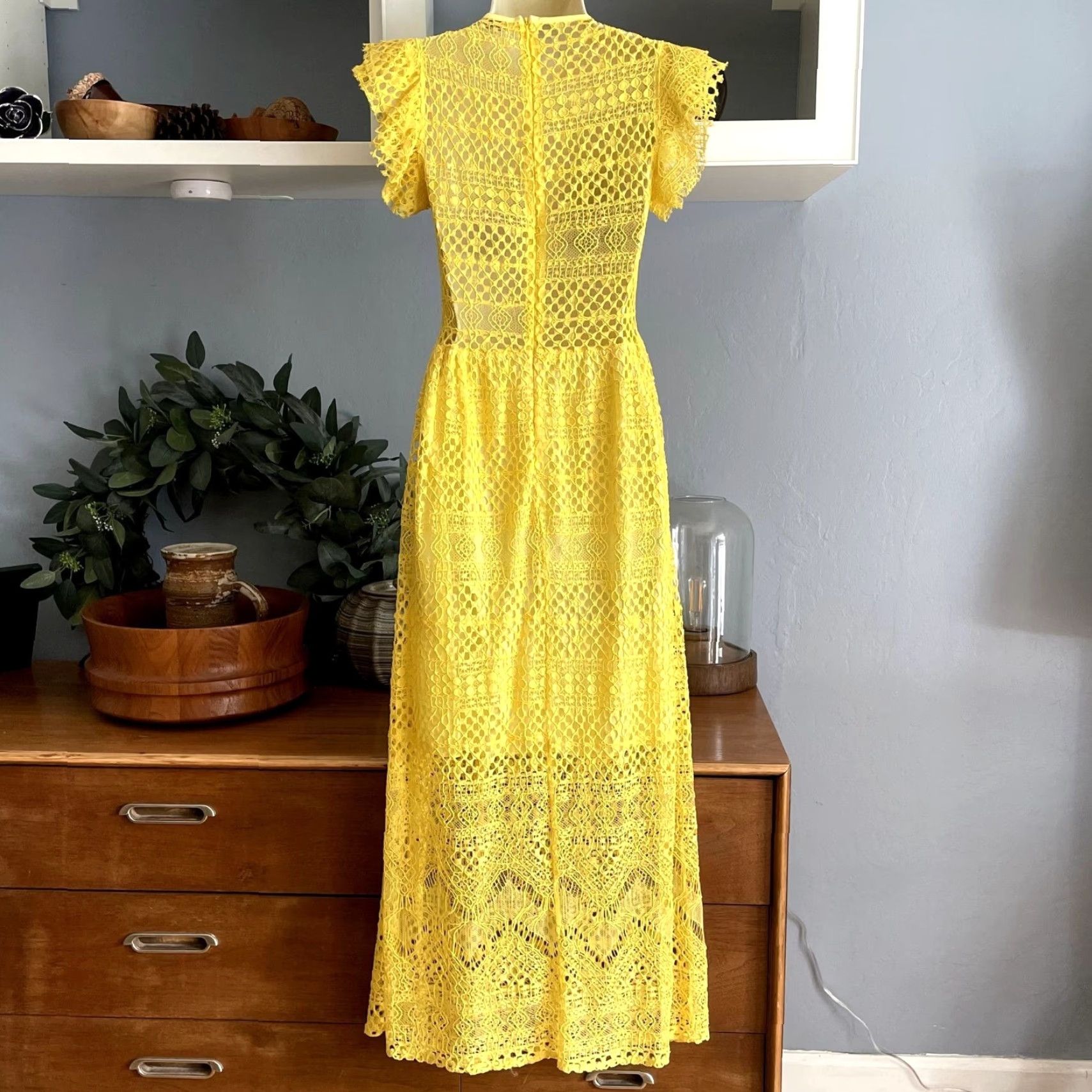 Vintage Rinascimento Italy Yellow Lace Maxi Dress XS XXS/XS Dress Length Long Lace Brand Rinascimento Women Maxi Yellow Lace XXS/XS Italy Size XS / US 0-2 / IT 36-38 - 3 Thumbnail