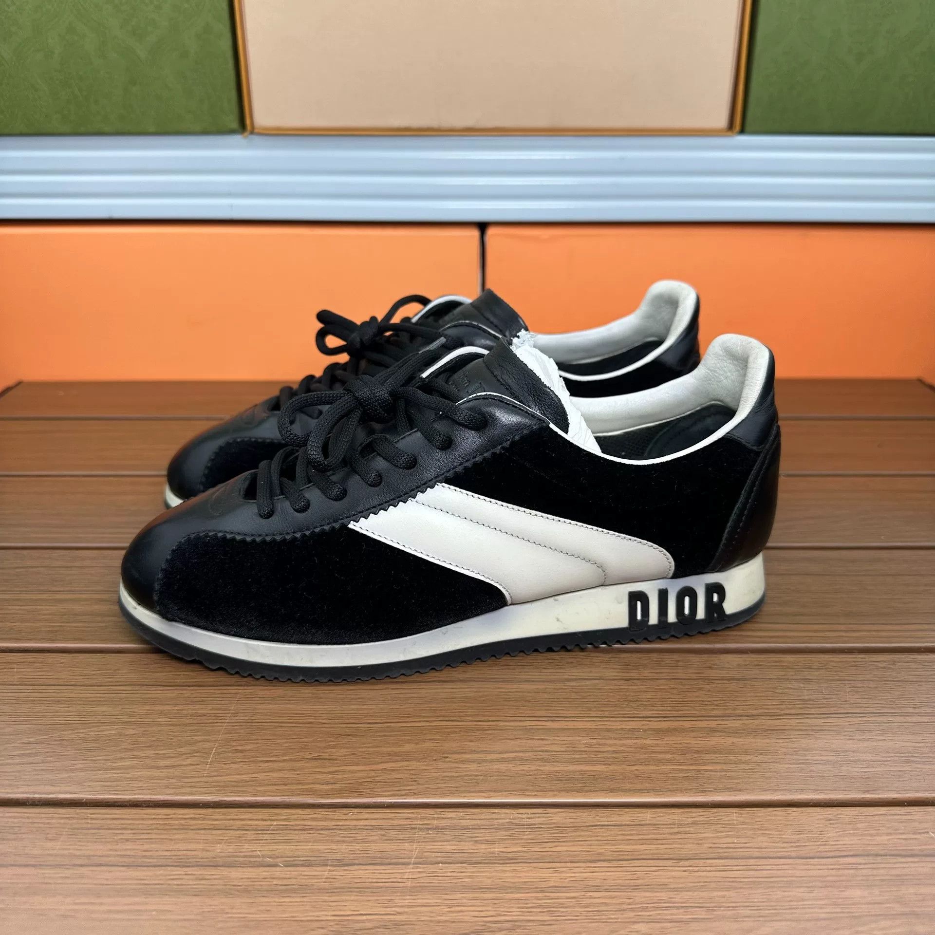 Dior Dior Lowtop Sneakers it_36 Women Size US 6 / IT 36 - 1 Thumbnail