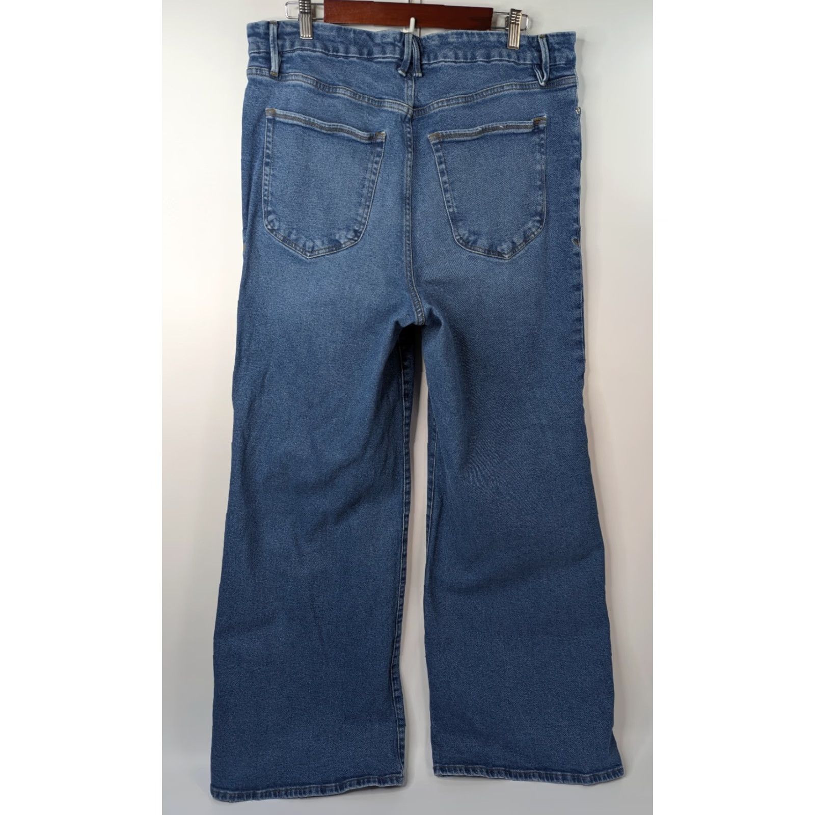 Good American Good American Good Waist Palazzo Wide Leg Jeans Blue Denim 16, Regular, 5-Pocket, Stretch, Medium Wash, Women Size 38" / US 16 / IT 52 - 4 Thumbnail