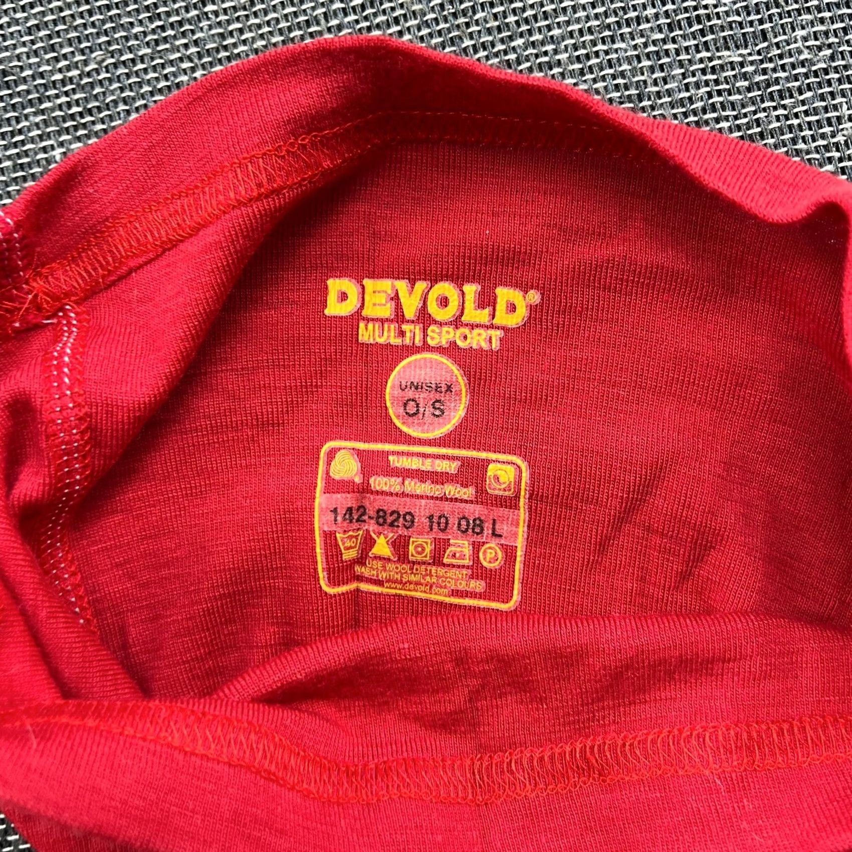 Vintage VINTAGE DEVOLD Multisport Neck Warmer 100% Merino Wool OS Tube Scarf Outdoor Gaiter Red Size ONE SIZE - 6 Thumbnail