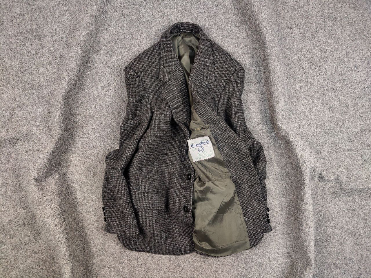Harris Tweed Vintage 90's Harris Tweed Court short Wool Blazer Jacket Size US S / EU 44-46 / 1 - 1 Thumbnail
