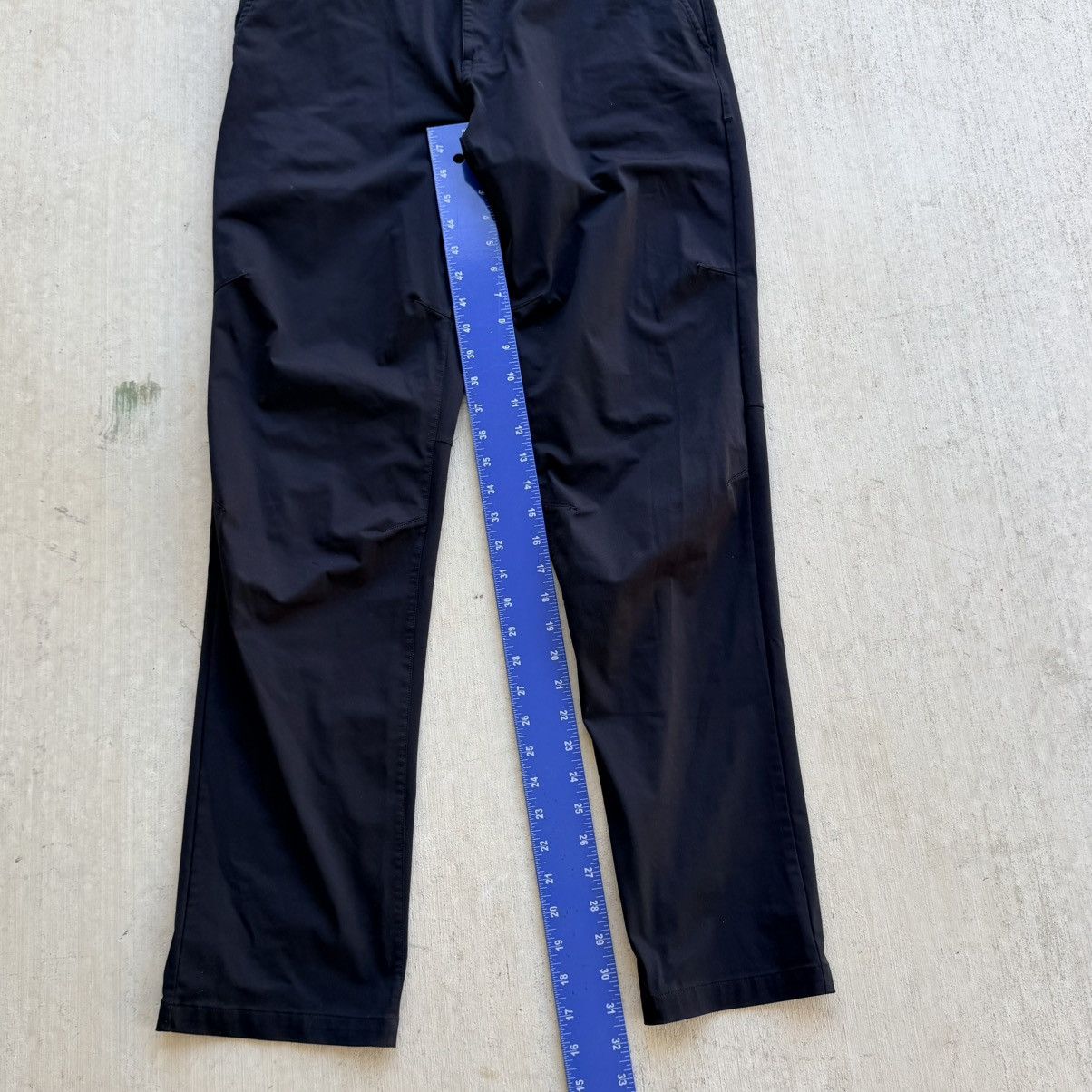 Rhone Rhone Pants Mens 31 Black Slim Fit Tech Performance Commuter Size US 31 - 8 Thumbnail