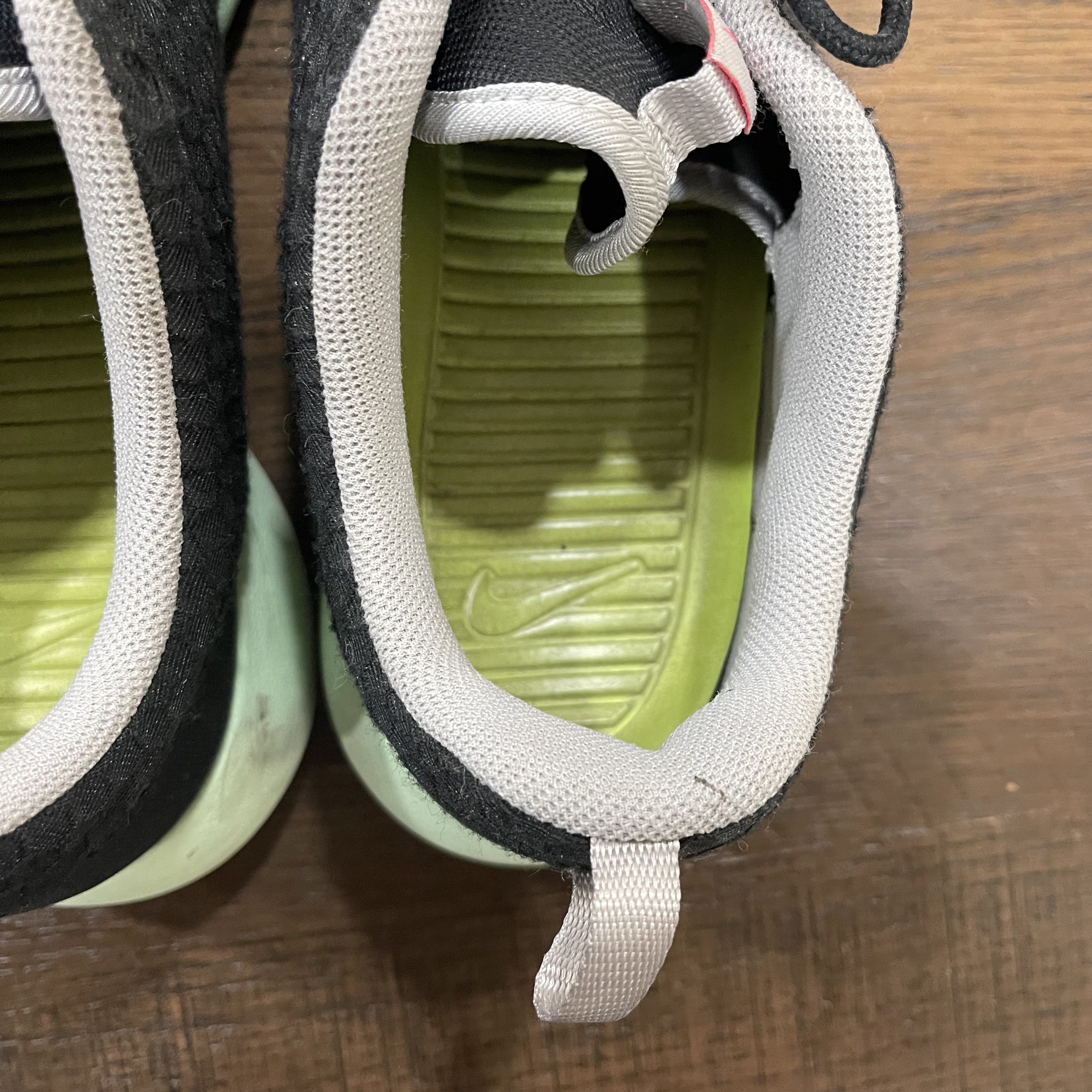 Nike 2013 Nike Roshe One FB Yeezy Sneakers Size US 10.5 / EU 43-44 - 5 Thumbnail
