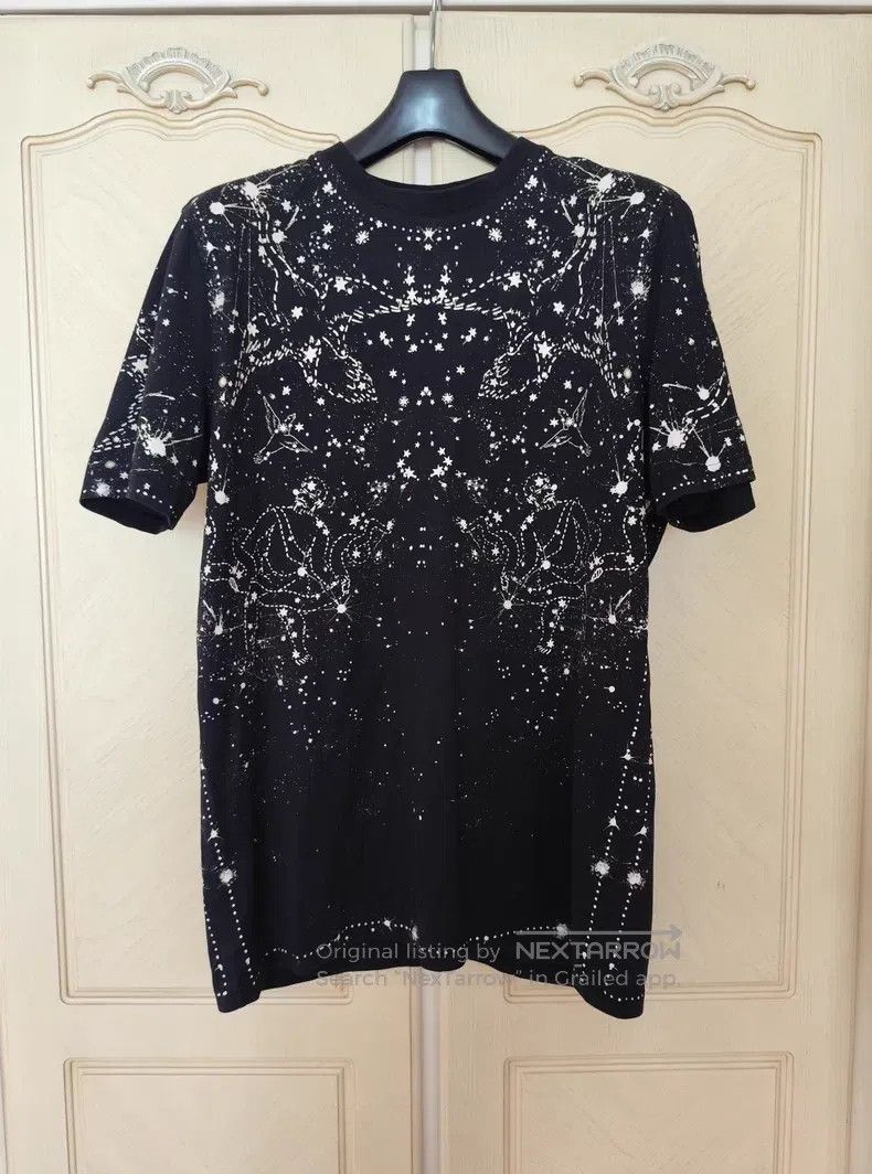 Givenchy Givenchy Unisex Constellation TEE Loose Short Sleeve Size US XS / EU 42 / 0 - 1 Thumbnail